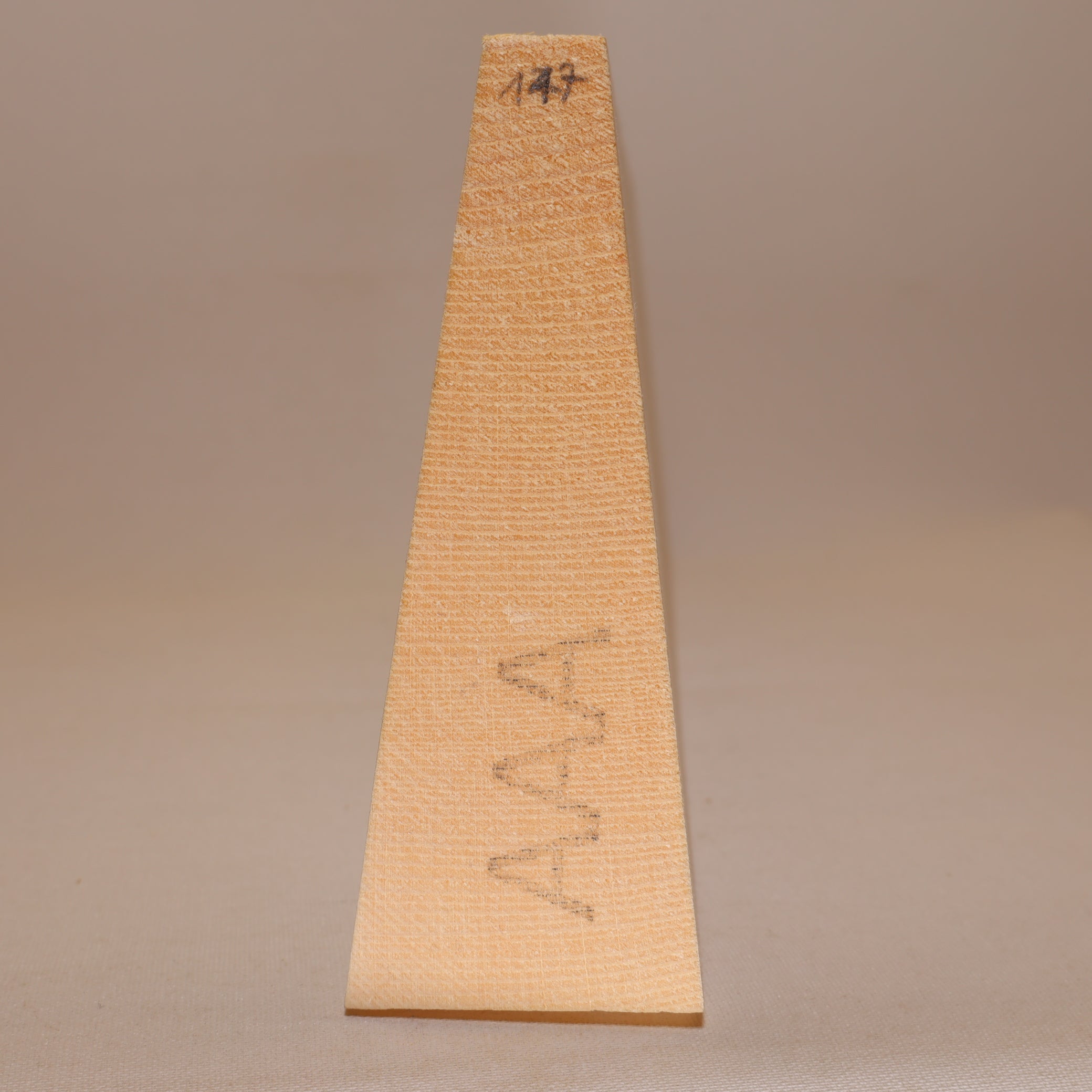 Spruce Top for Violin AAA (no. 147)