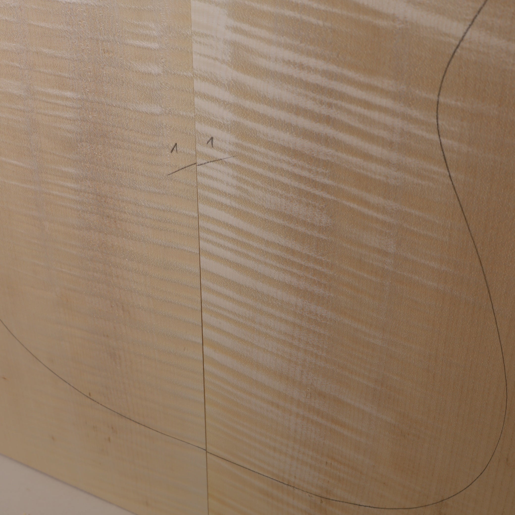 Maple Drop Top 2-piece for Electric Guitar AA (no. 1603)