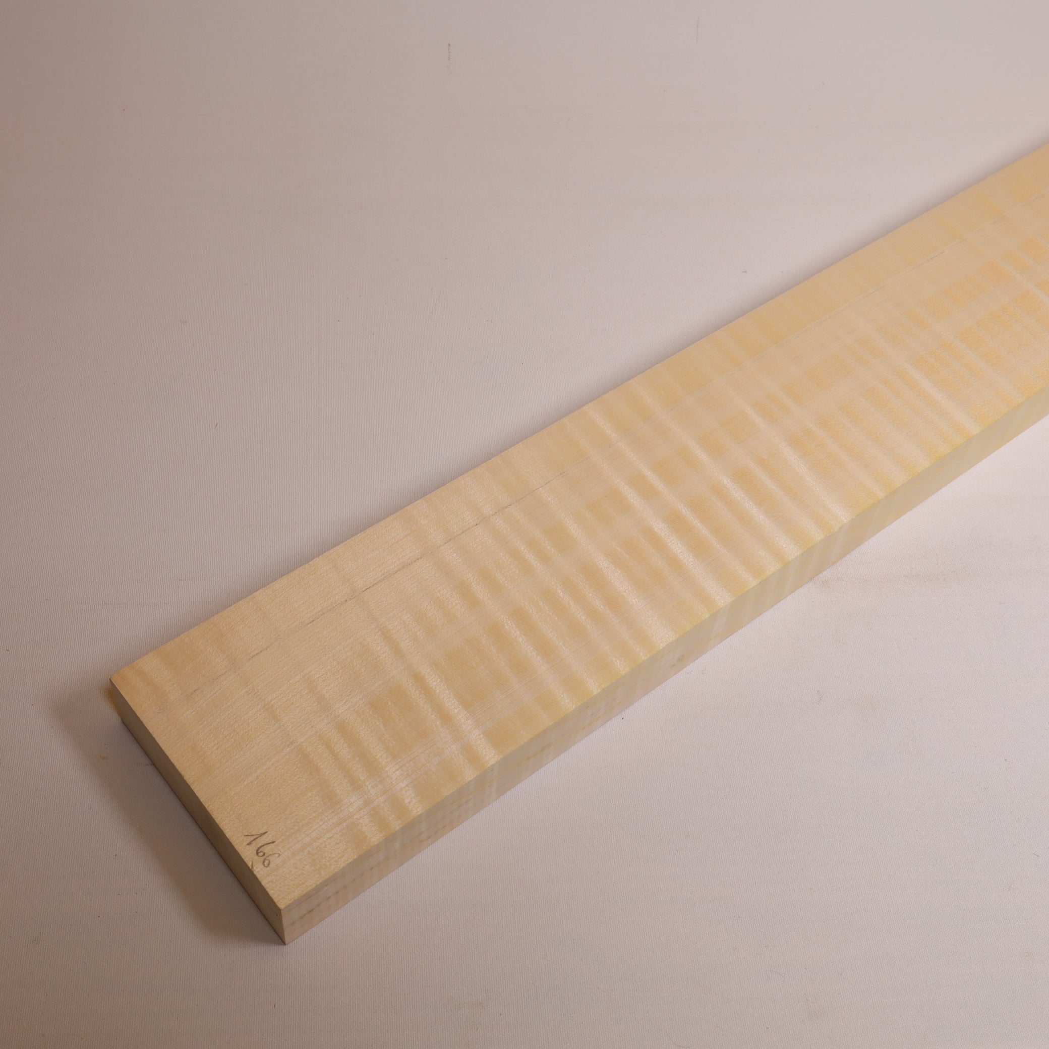 Maple Neck 700x100x27 mm AAA (no. 166)