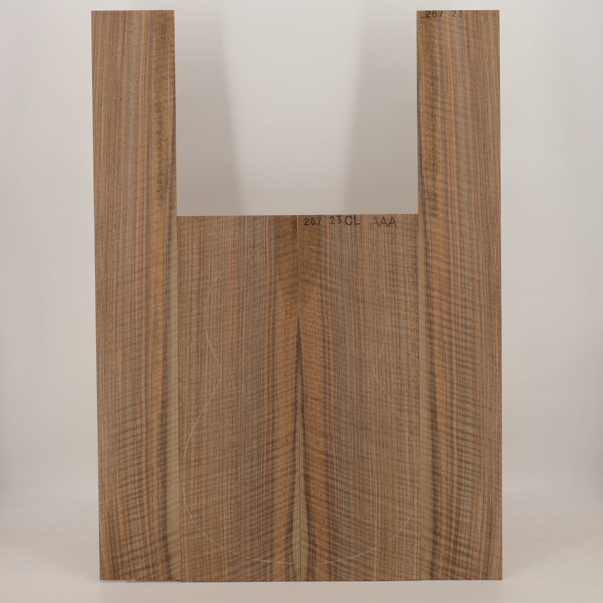 Walnut Set (Back/Sides) for Classical Guitar AAA (no. 2410)