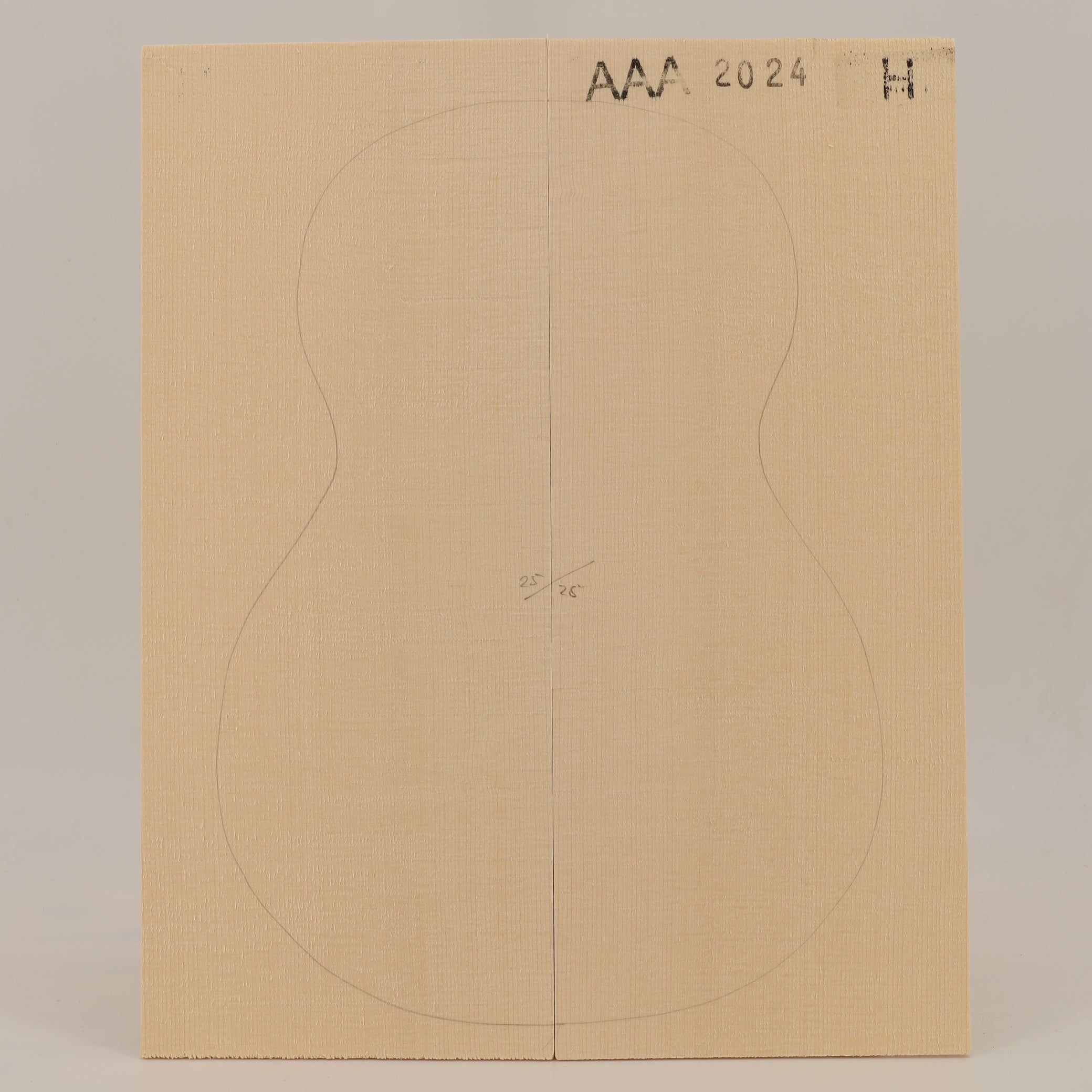 Fichtendecke für Ukulele AAA (Nr. 2595)