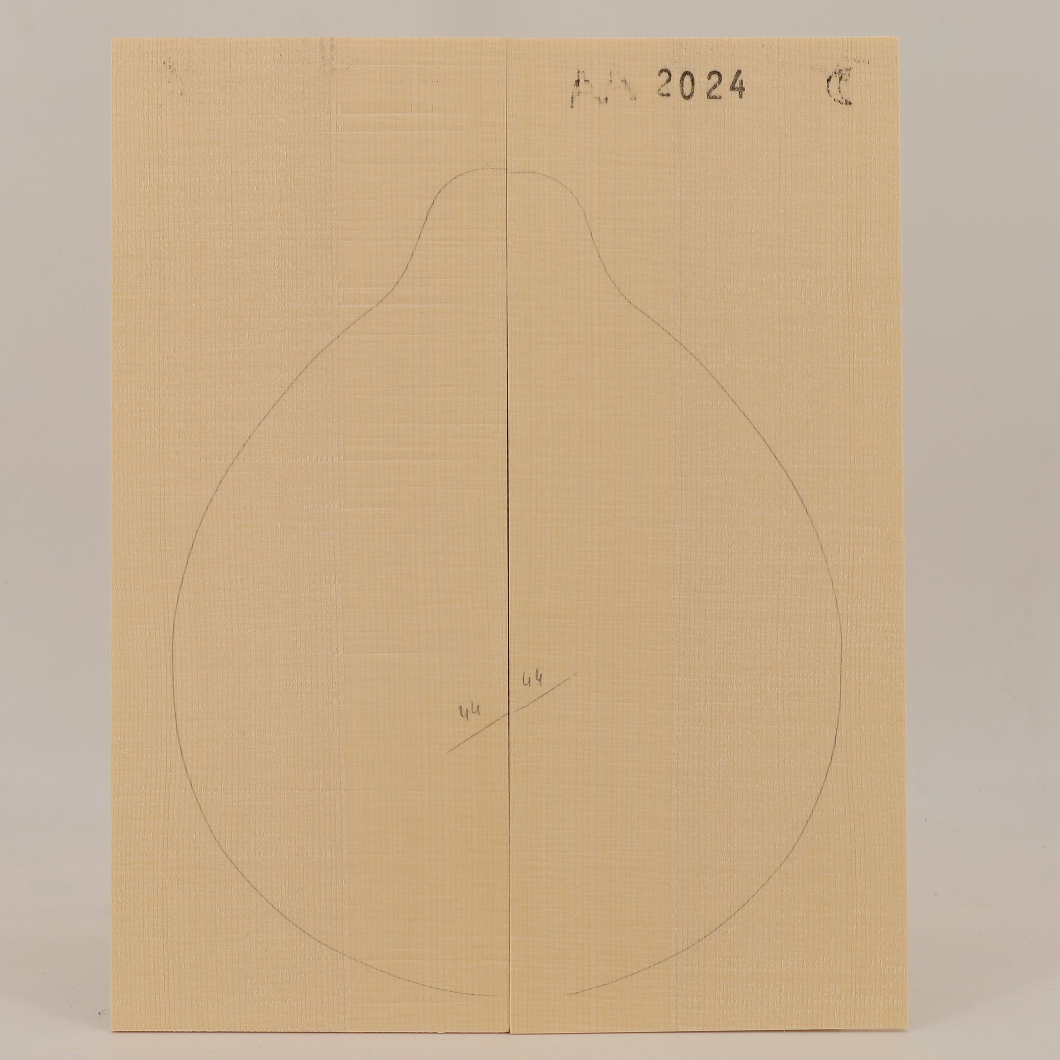 Spruce Top for Mandolin flat AA (no. 2606)