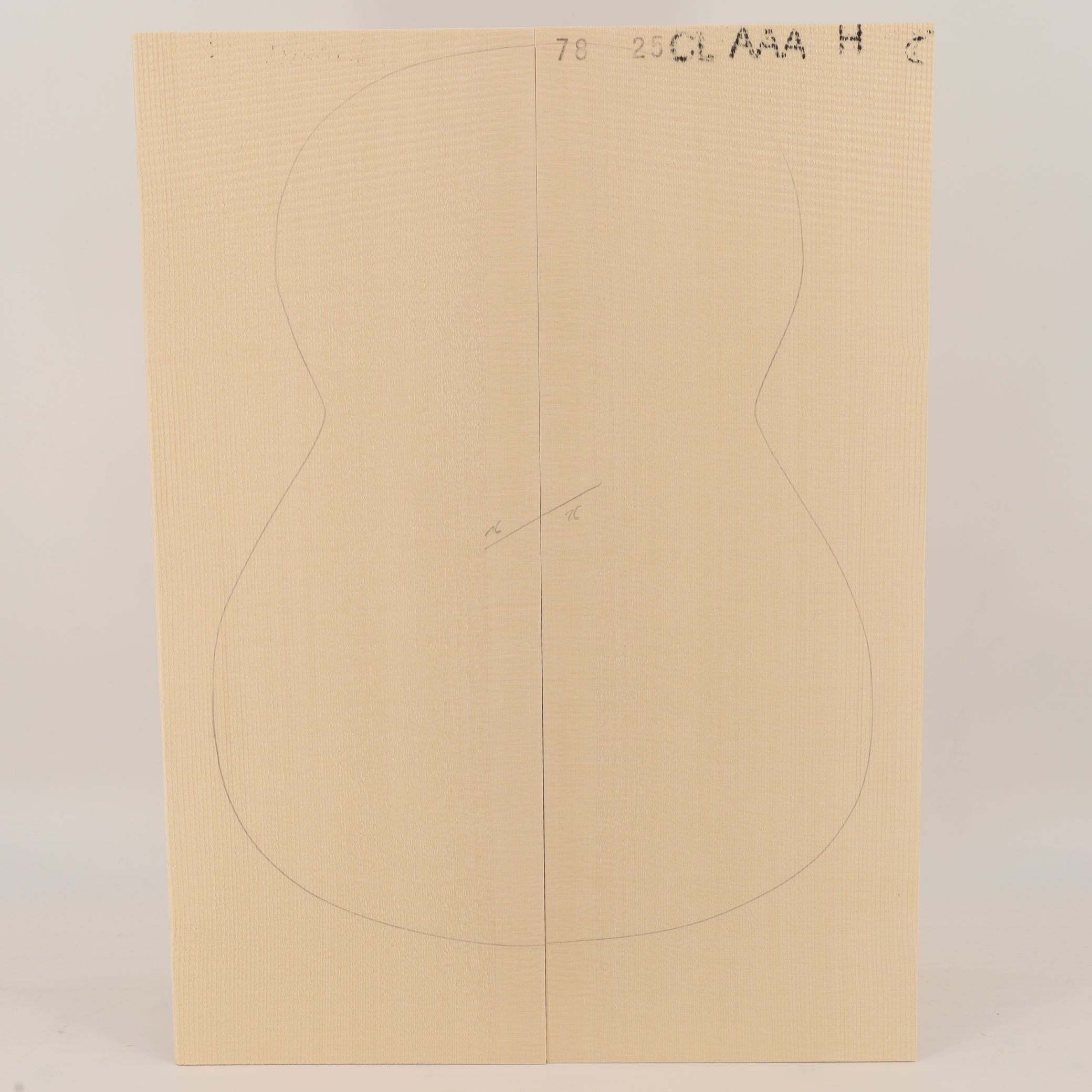 Fichtendecke für klassische Gitarre AAA (Nr. 3180)