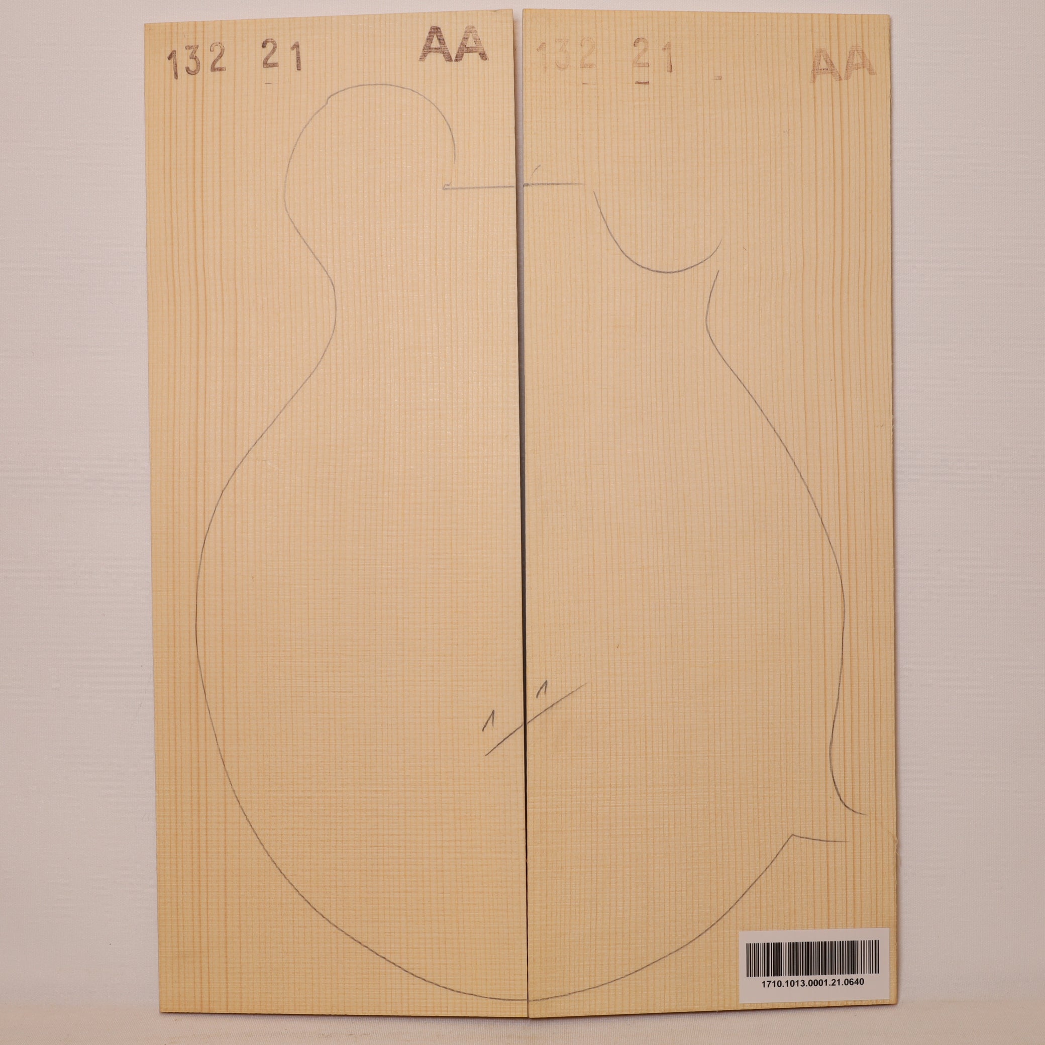Spruce Top for Mandolin Archtop AA (no. 640)