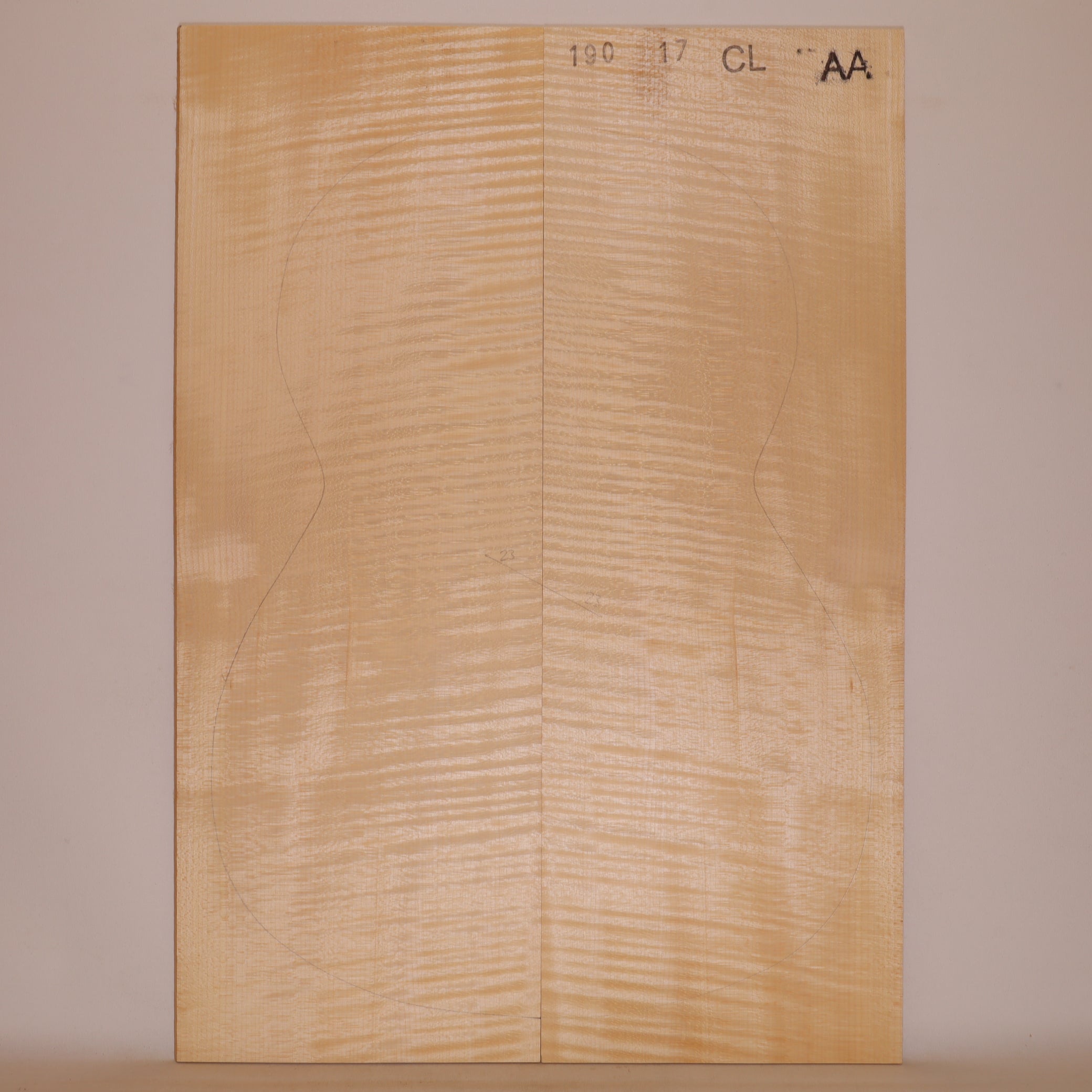 Maple Back for Classical Guitar AA (no. 875)