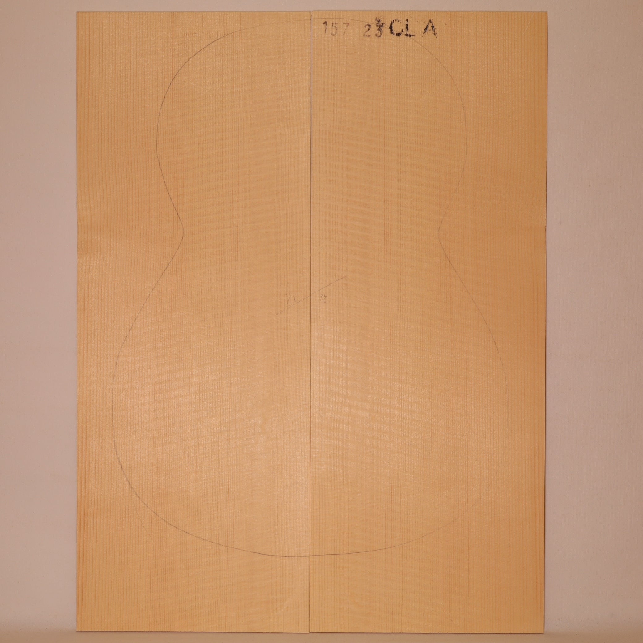 Fichtendecke für klassische Gitarre A (Nr. 2221)