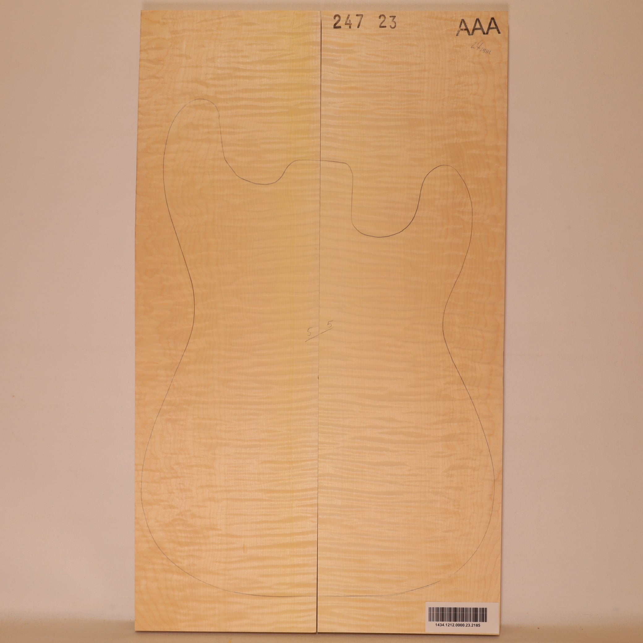 Maple Carved Top 2-piece for Electric Guitar AAA (no. 2185)