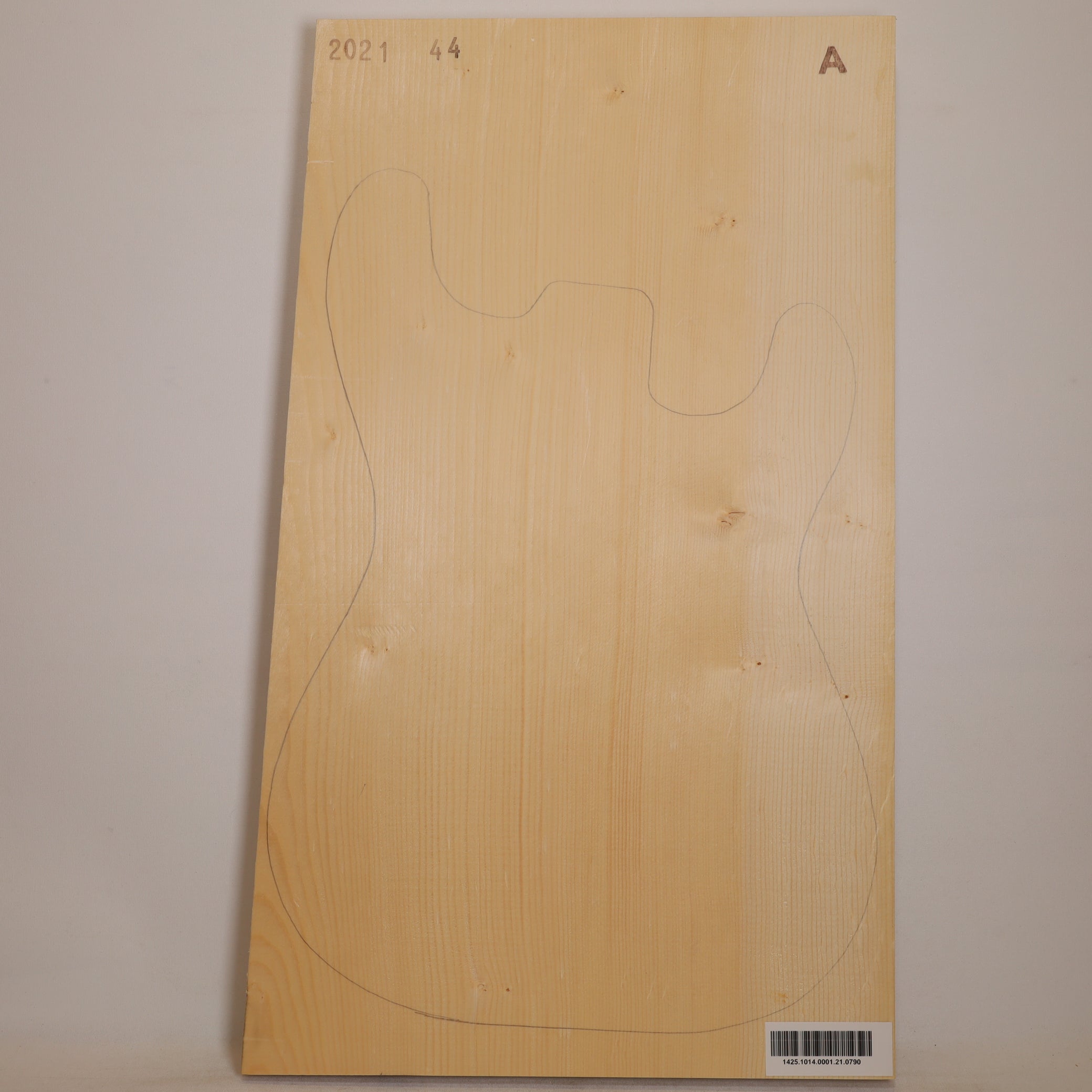 Spruce Body 1-piece for Electric Guitar A (no. 790)