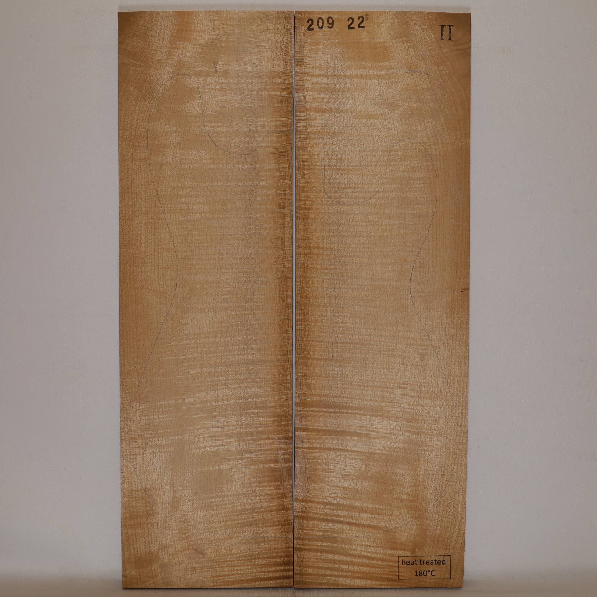 Thermo Maple Carved Top 2-piece for Electric Guitar II (no. 891)