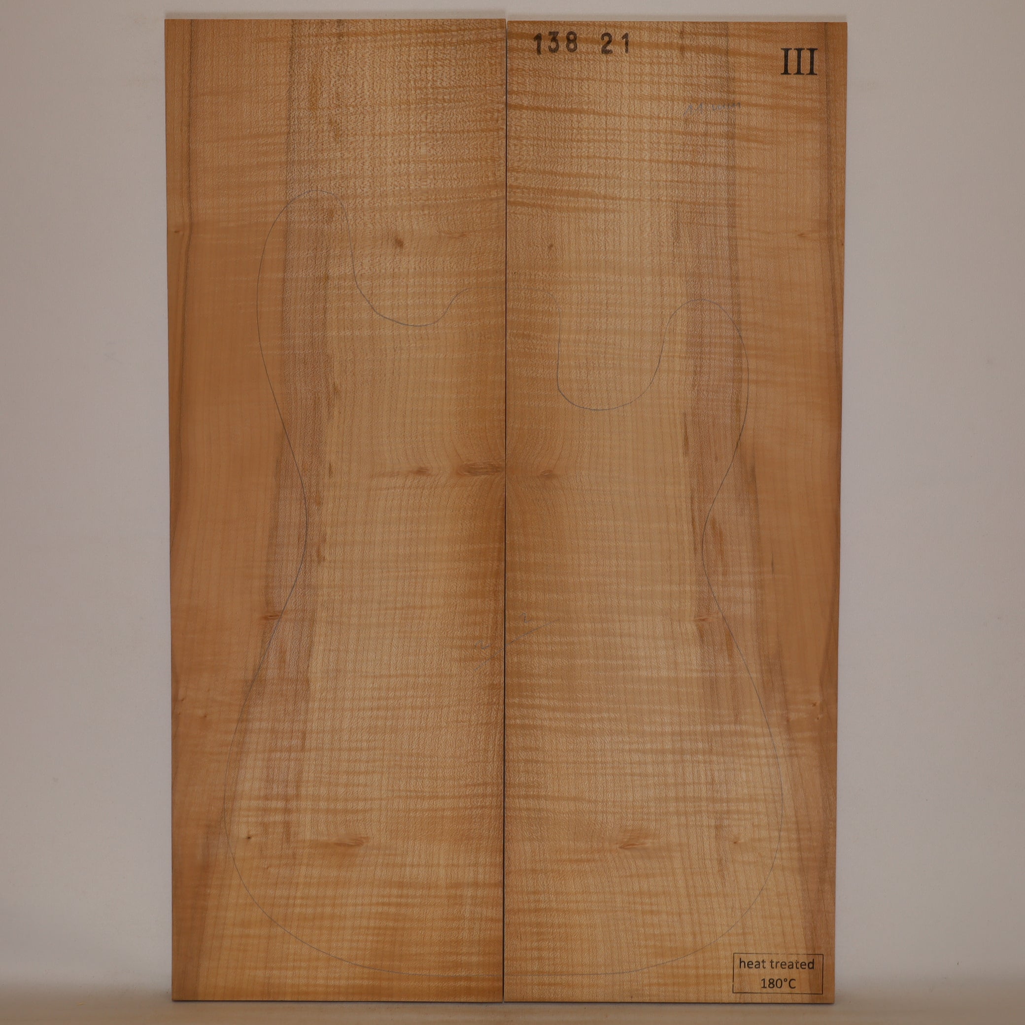 Thermo Maple Carved Top 2-piece for Electric Guitar III (no. 890)