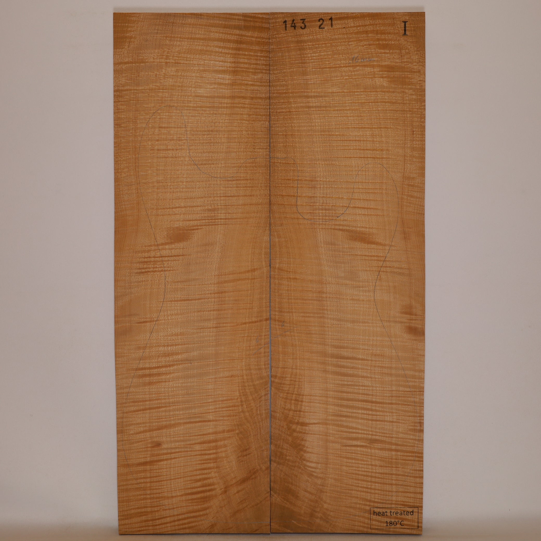 Thermo Maple Carved Top 2-piece for Electric Guitar I (no. 898)