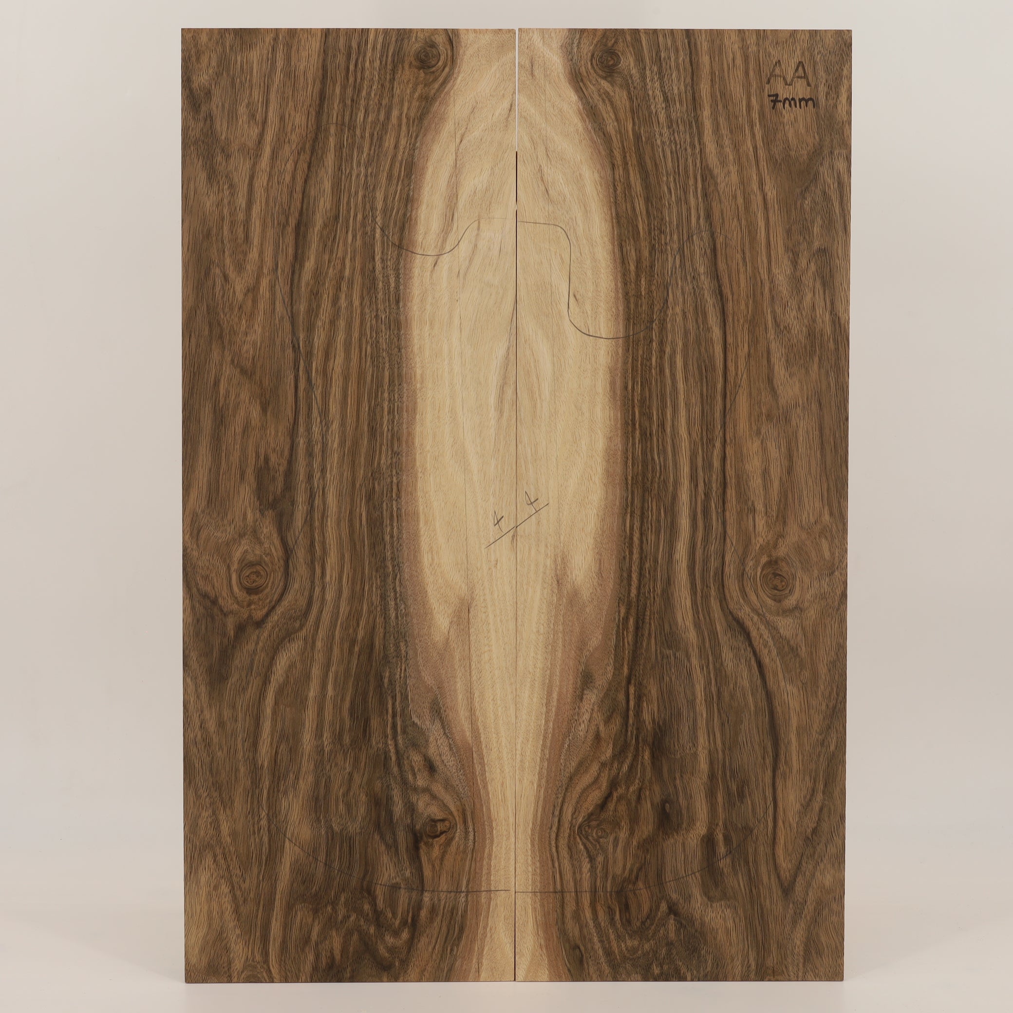 Walnut Drop Top 2-piece for Electric Guitar AA (no. 2745)