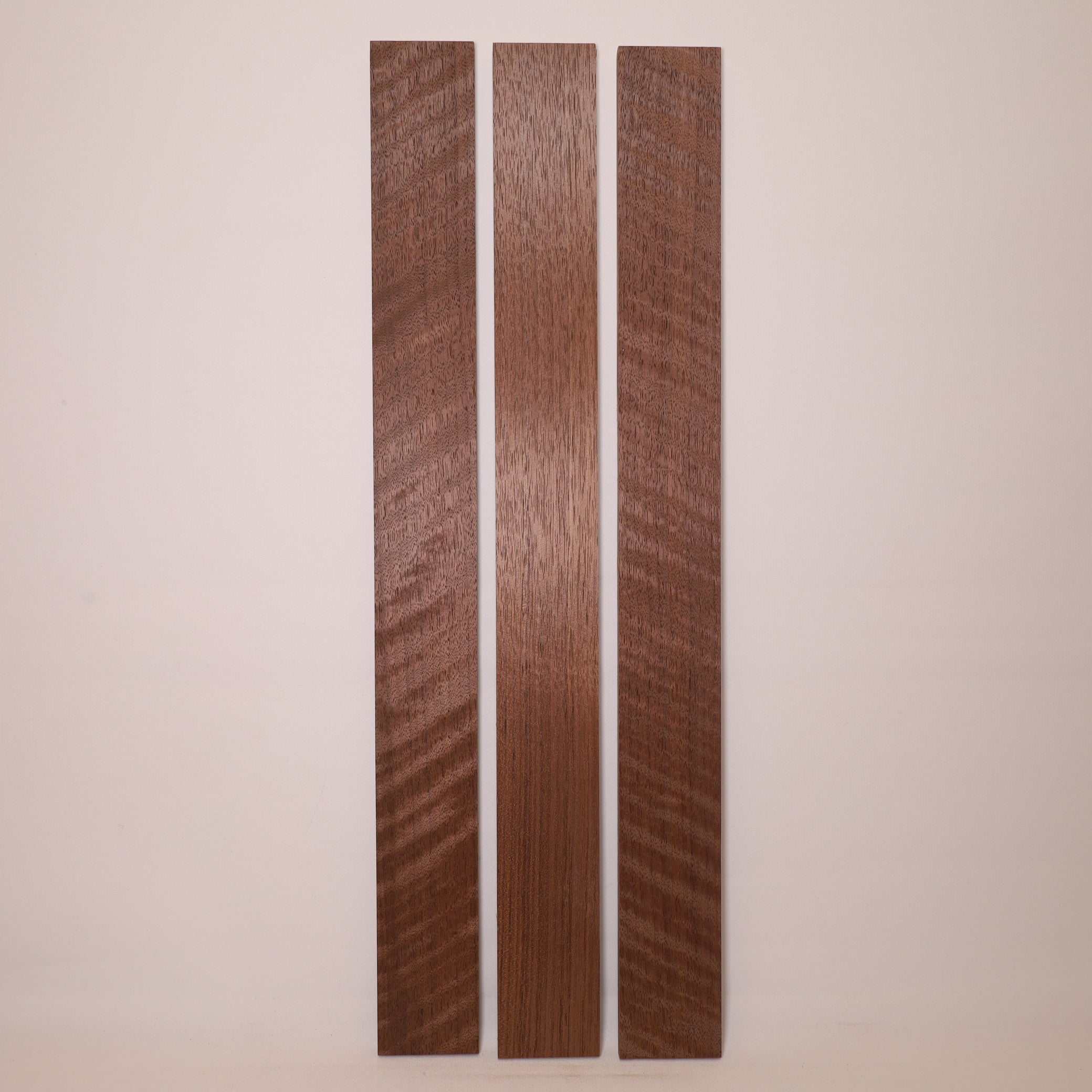 Black Walnut Fingerboard Guitar 1. Quality