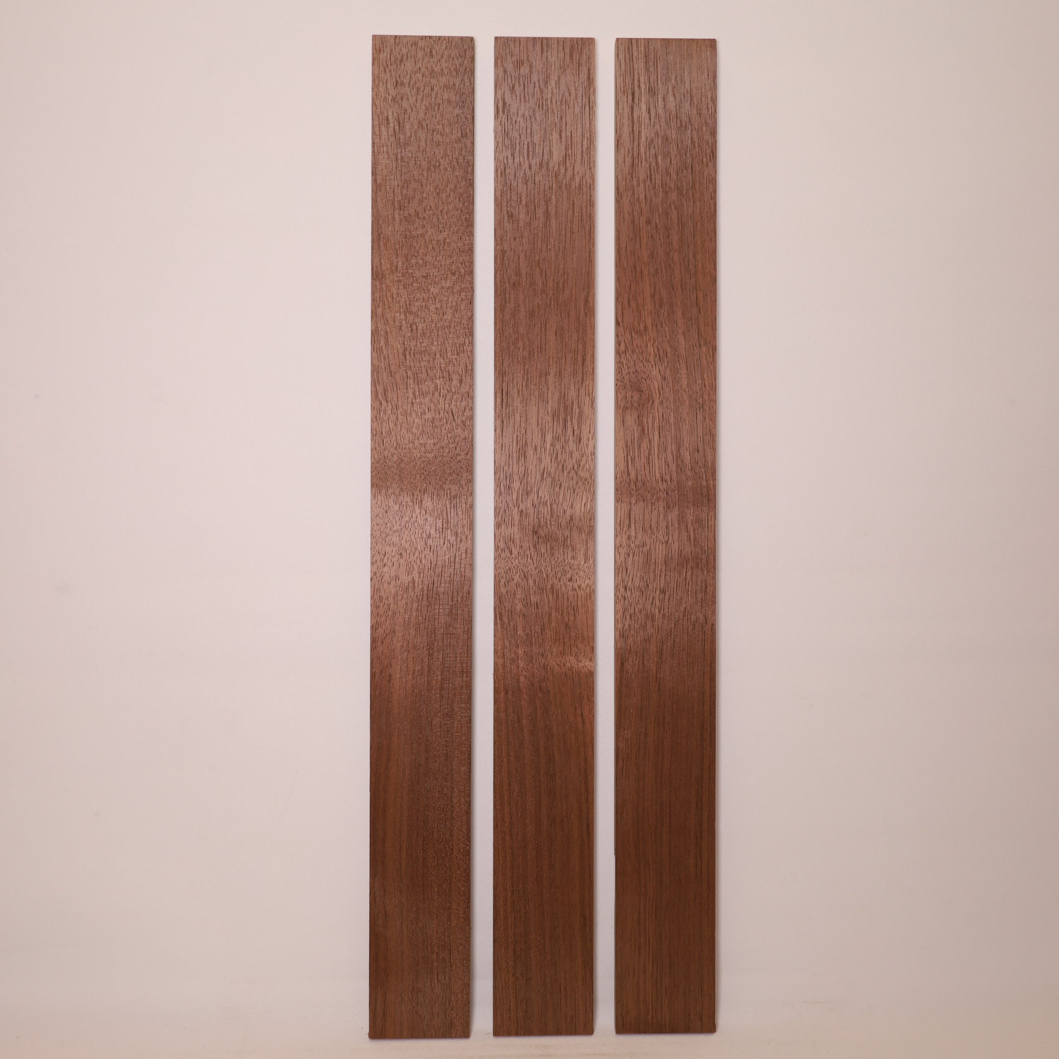 Black Walnut Fingerboard Guitar 2. Quality