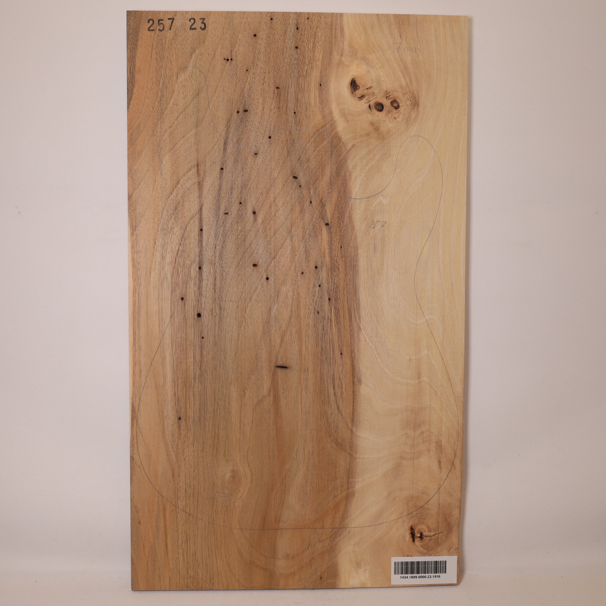 Walnut Carved Top 1-piece for Electric Guitar (no. 1916)