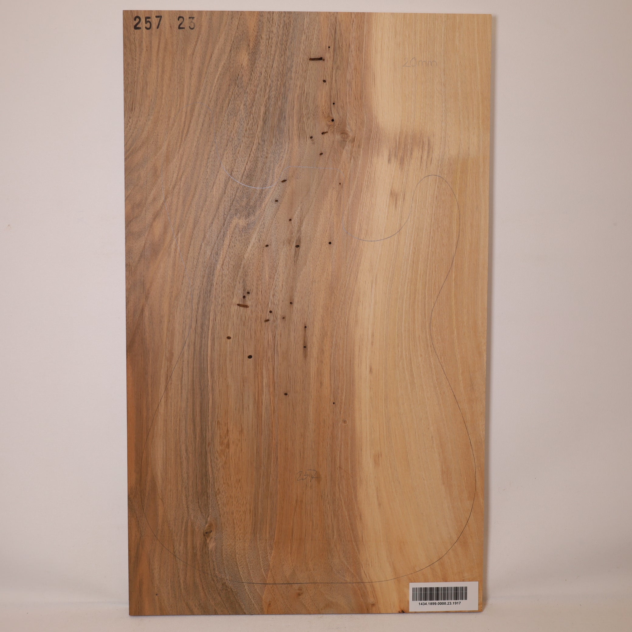 Walnut Carved Top 1-piece for Electric Guitar (no. 1917)