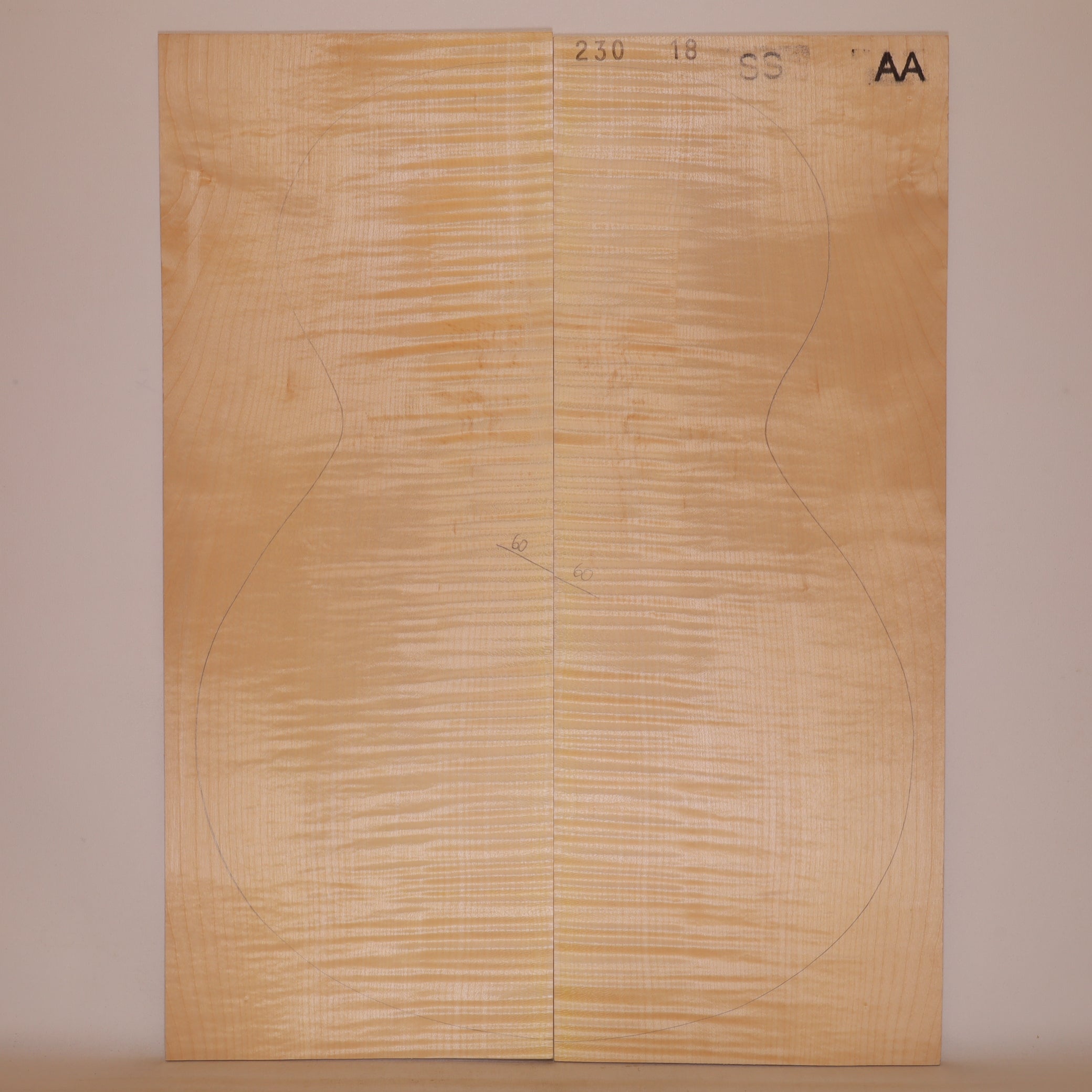 Maple Back for Steel String Guitar AA (no. 872)