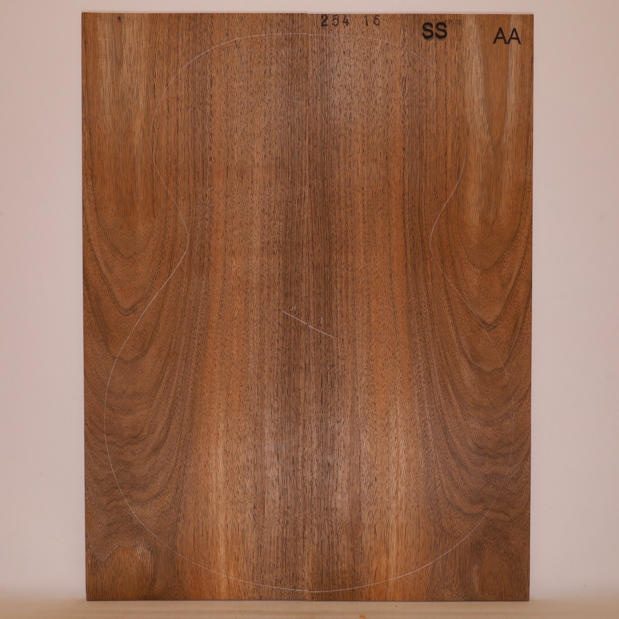 Walnut Back for Steel String Guitar AA (no. 852)