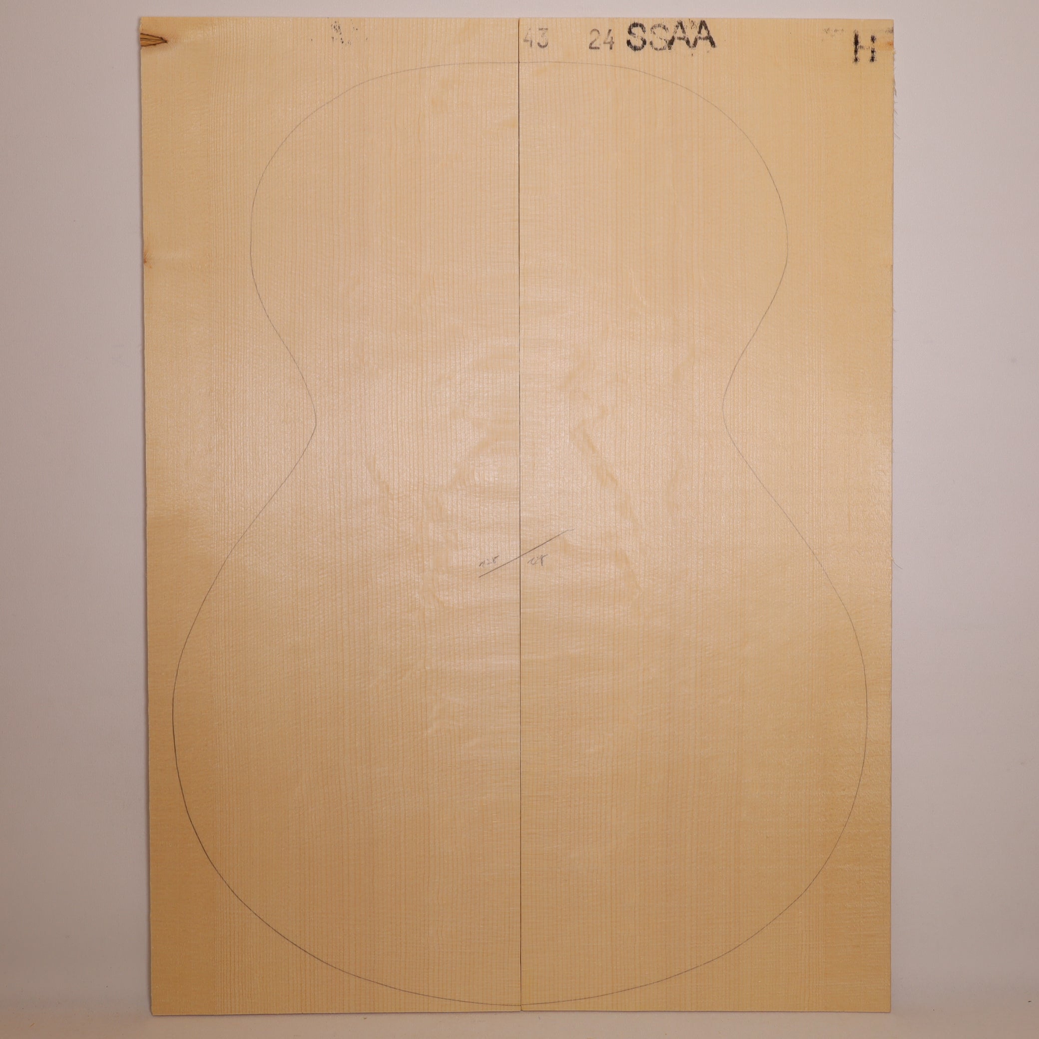 Spruce Top for Steel String Guitar AA (no. 1618)