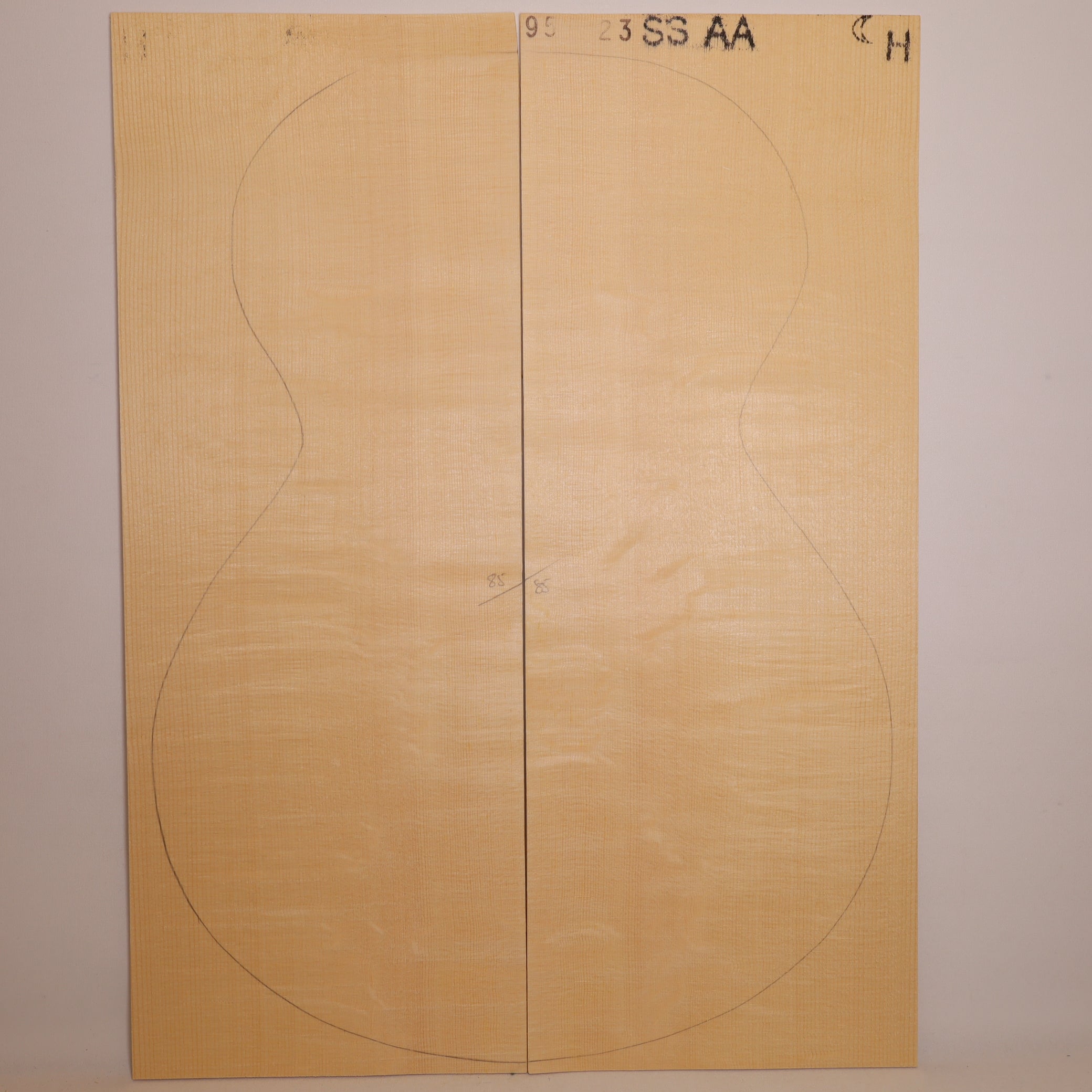 Spruce Top for Steel String Guitar AA (no. 1624)