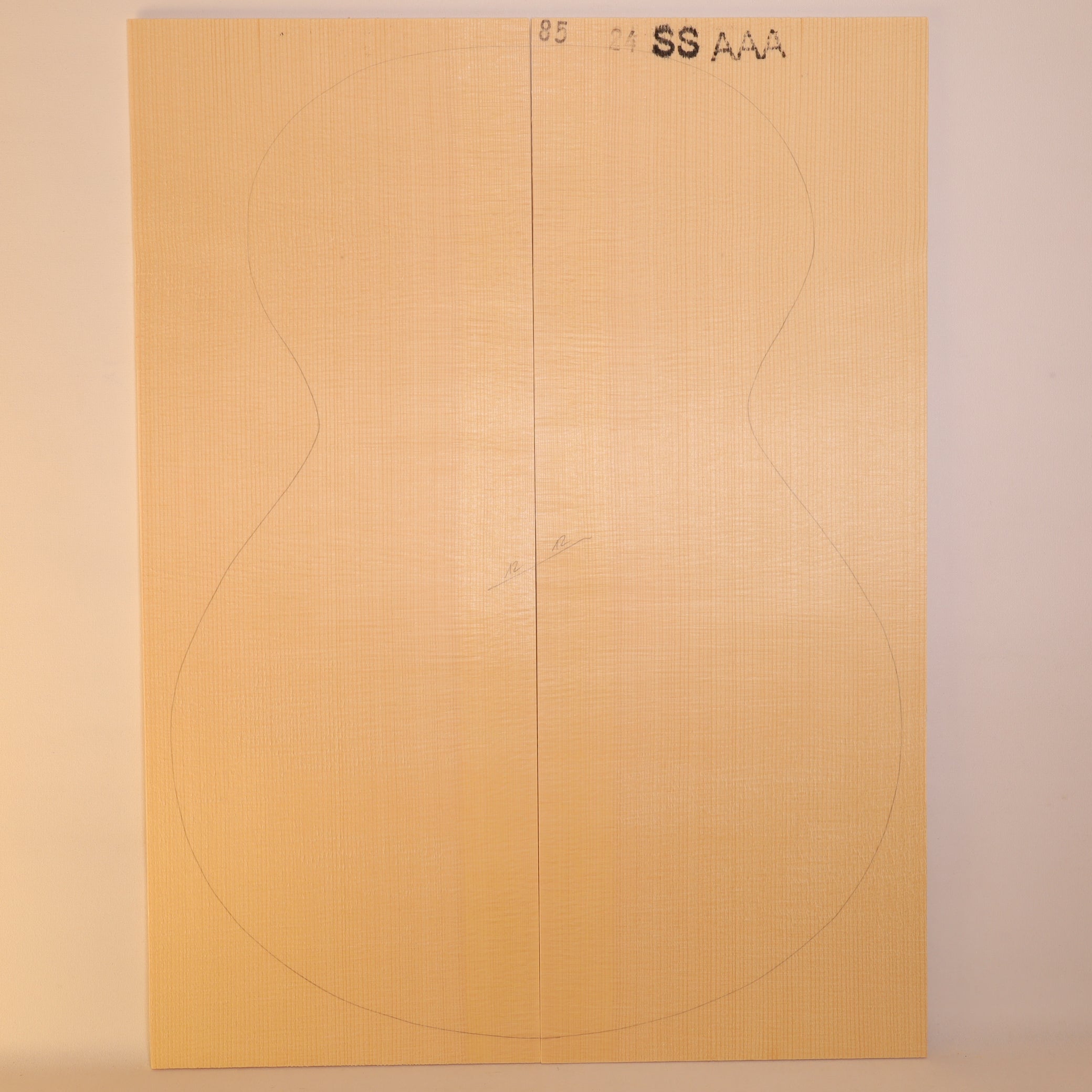 Spruce Top for Steel String Guitar AAA (no. 1682)