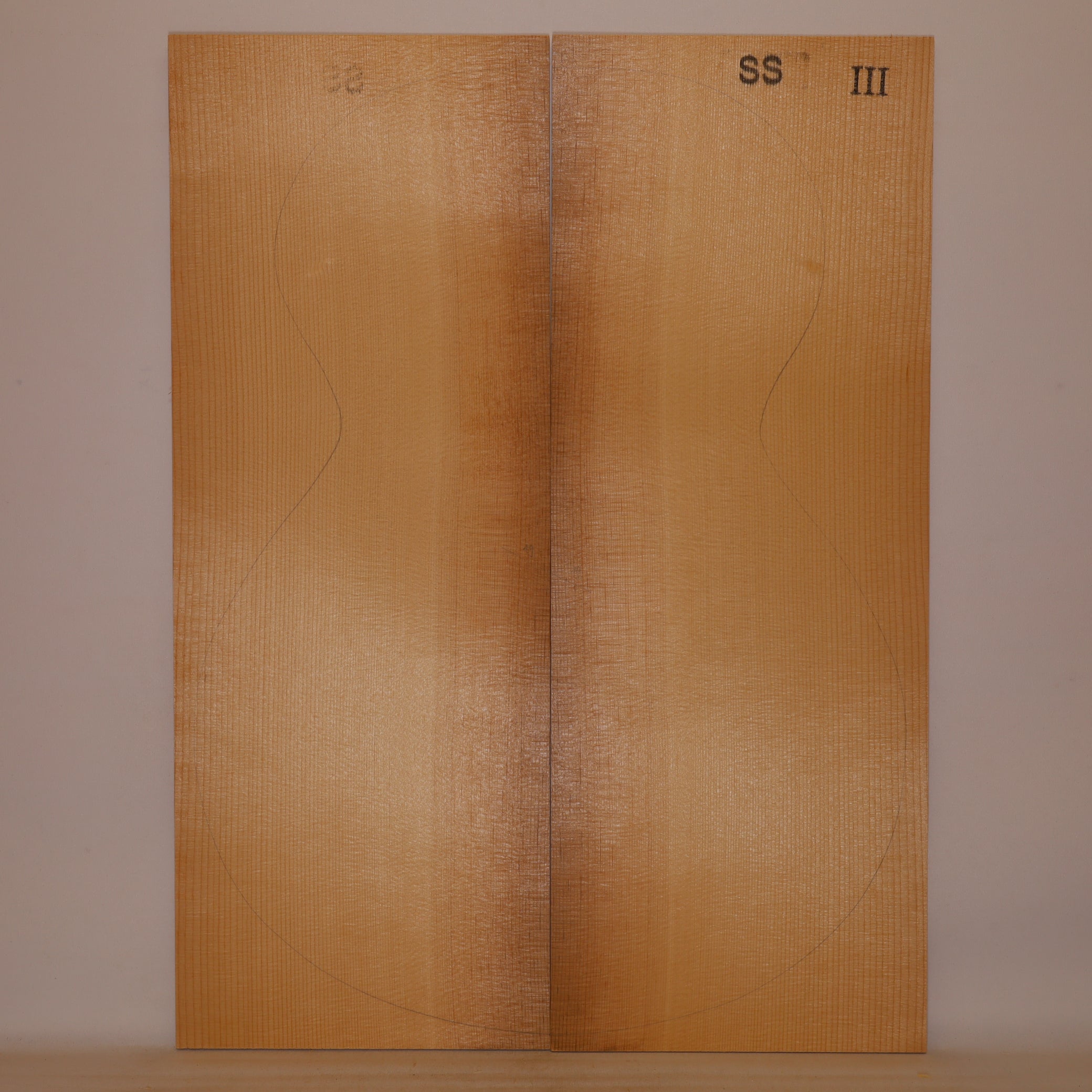 Thermo Fichtendecke für Steelstring Gitarre III (Nr. 939)