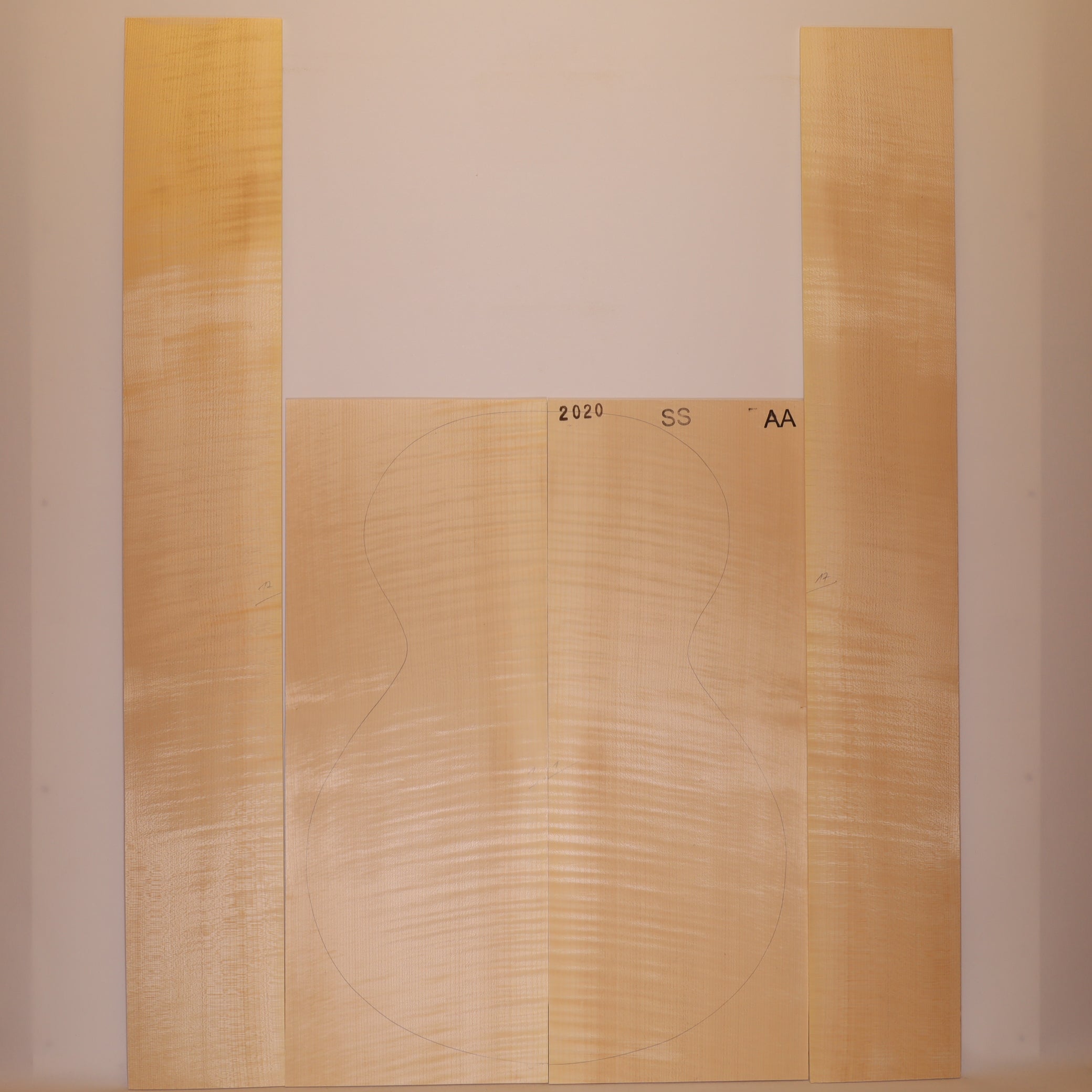 Maple Set (Back/Sides) for Steel String Guitar AA (no. 627)