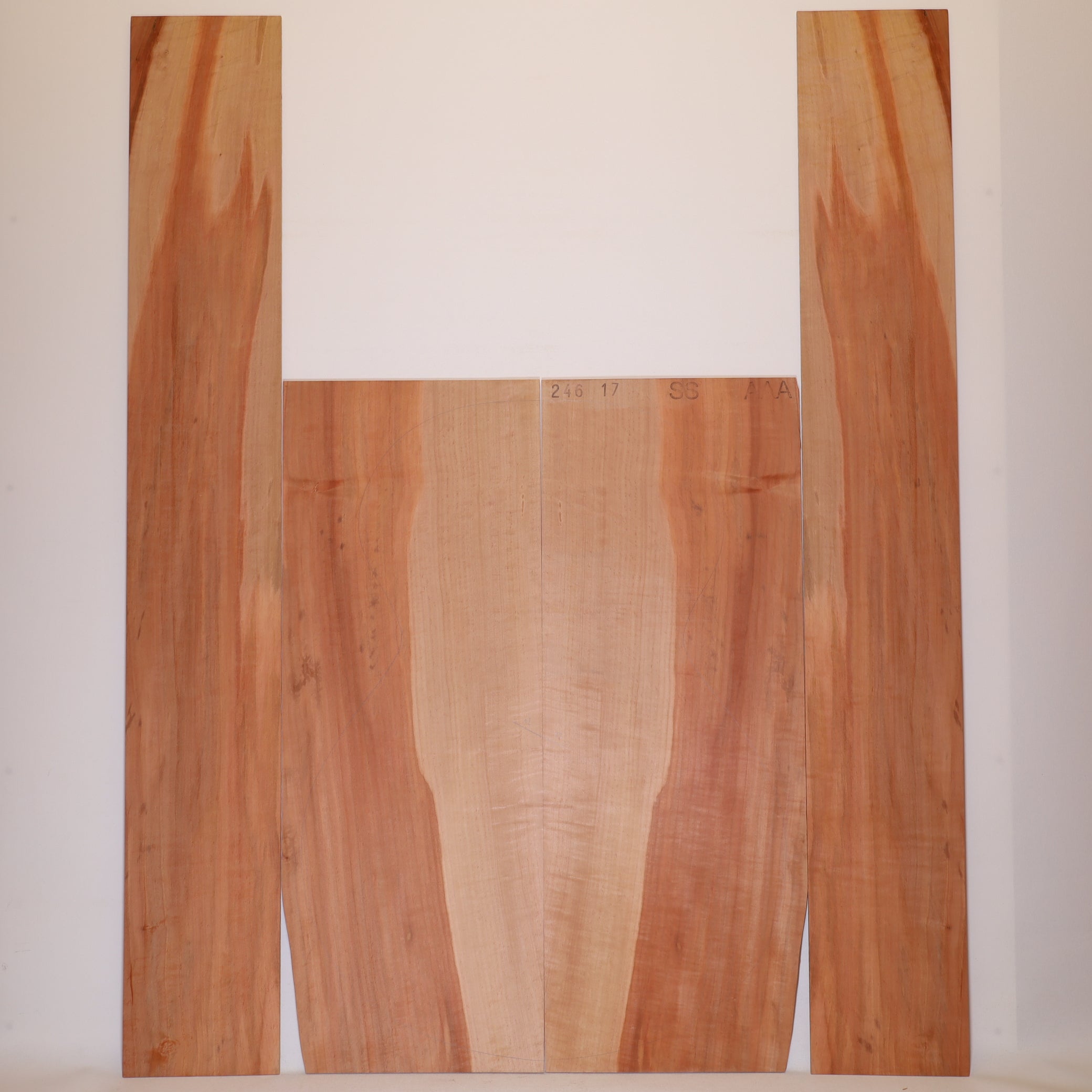 Birnbaum Set (Boden/Zargen) für Steelstring Gitarre AAA (Nr. 2053)