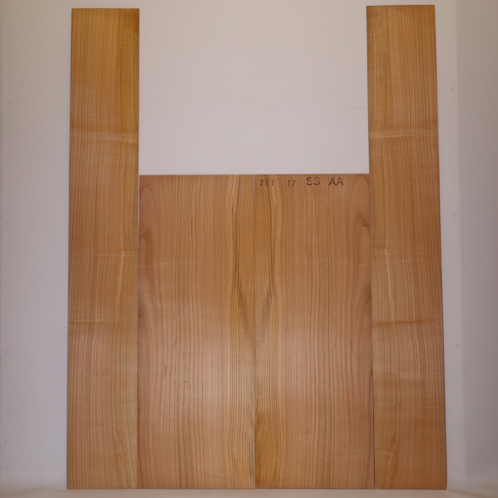 Kirschbaum Set (Boden/Zargen) für Steelstring Gitarre AA (Nr. 2047)