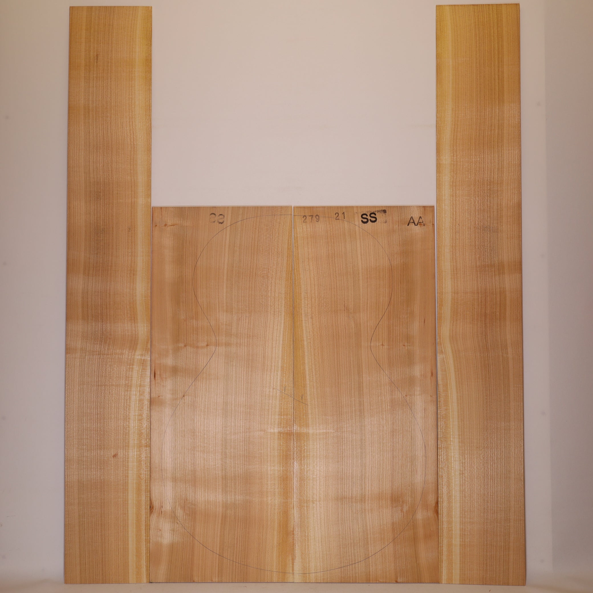 Kirschbaum Set (Boden/Zargen) für Steelstring Gitarre AA (Nr. 2048)