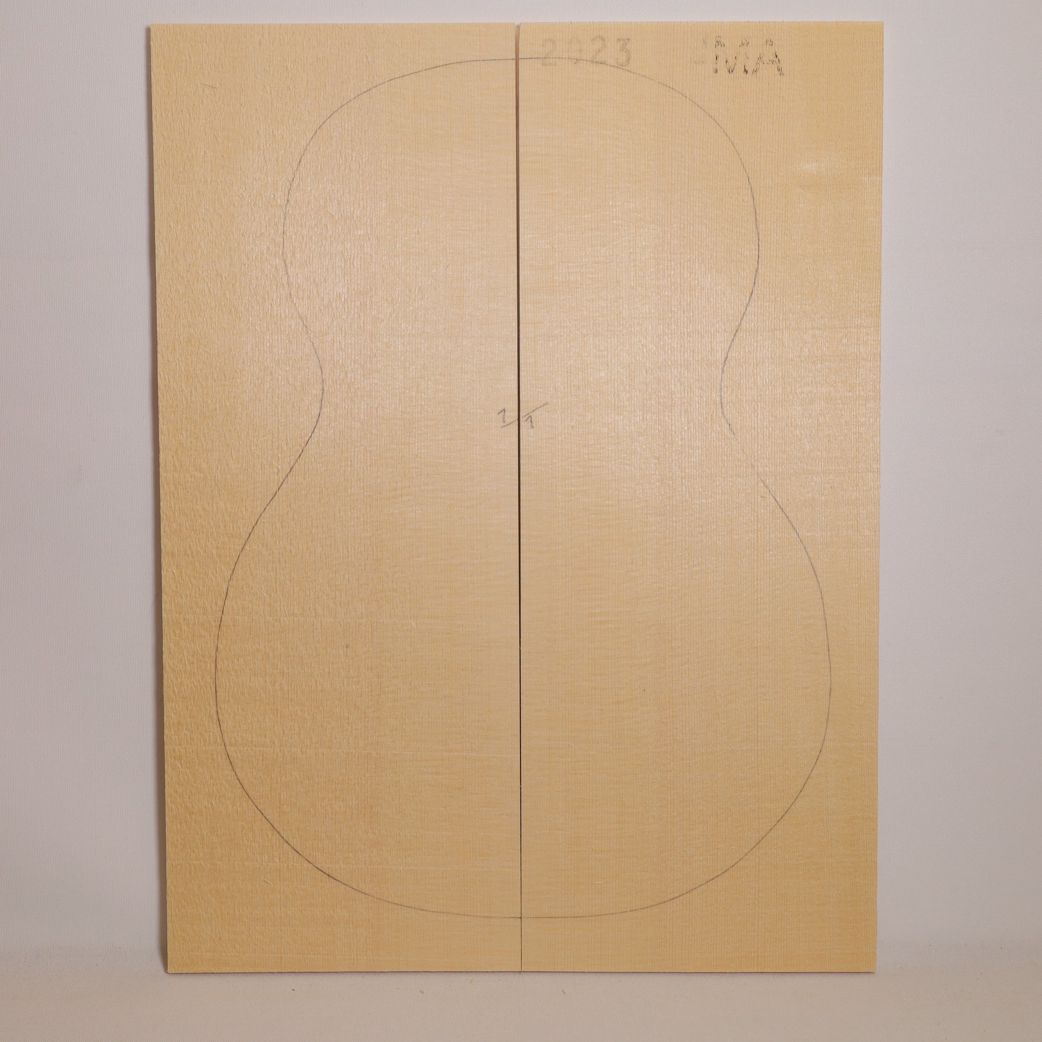 Spruce Top for Ukulele (Baritone) MA (no. 105)