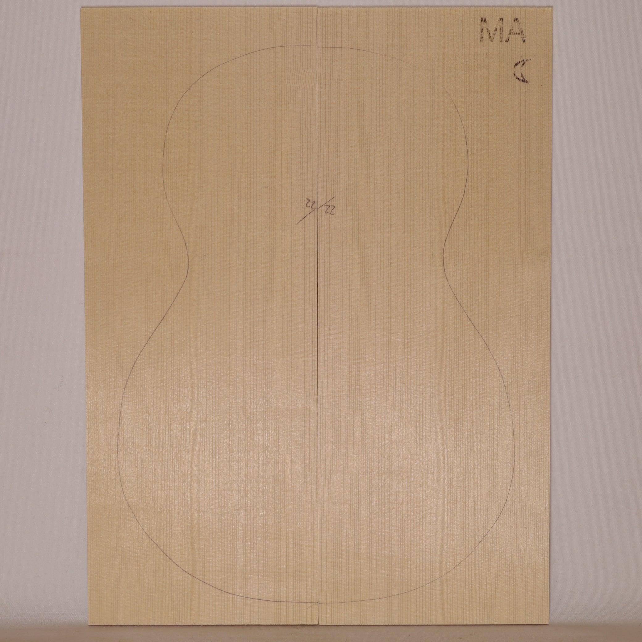 Fichtendecke für Ukulele (Bariton) MA (Nr. 1389)