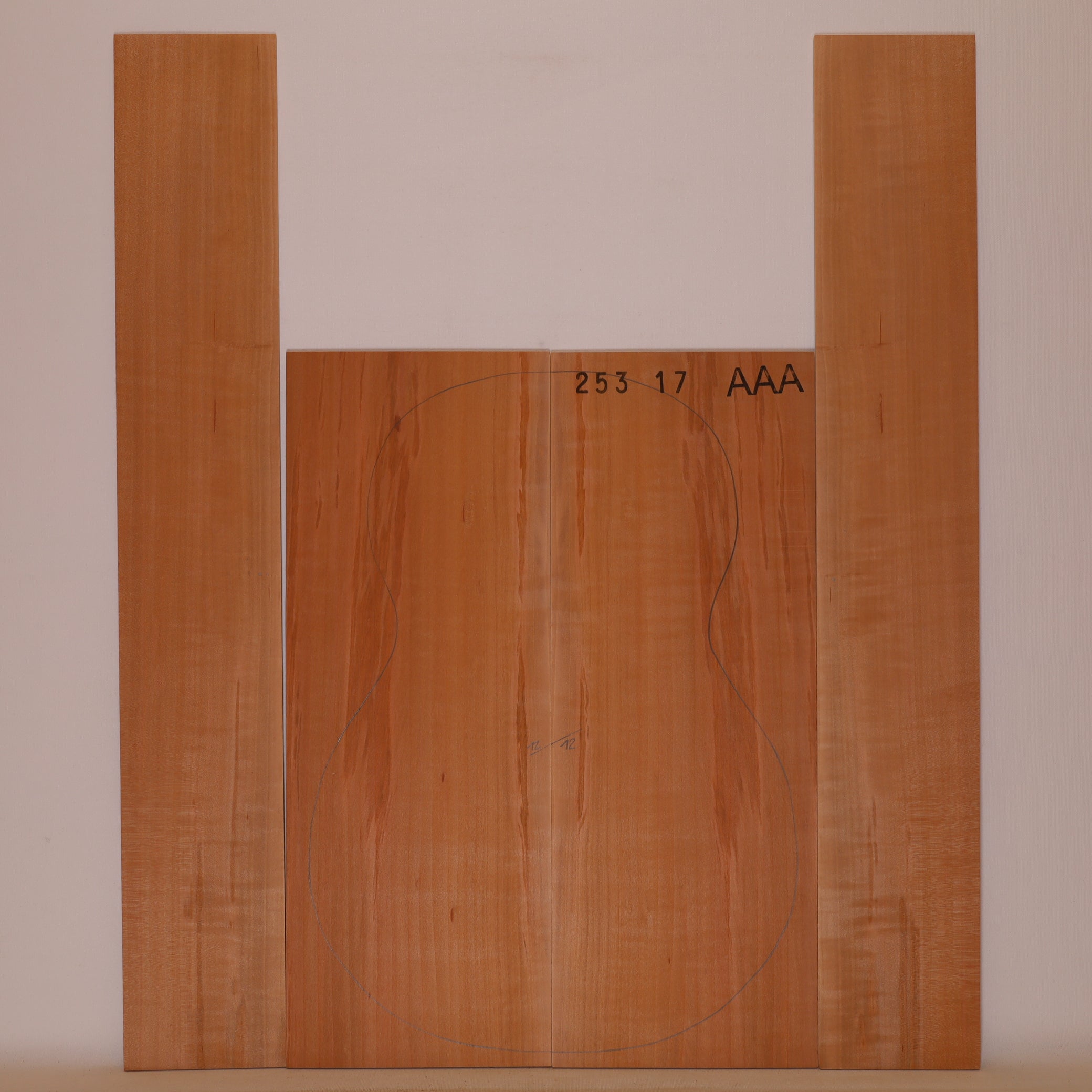 Pear Set (Back/Sides) for Ukulele AAA (no. 677)