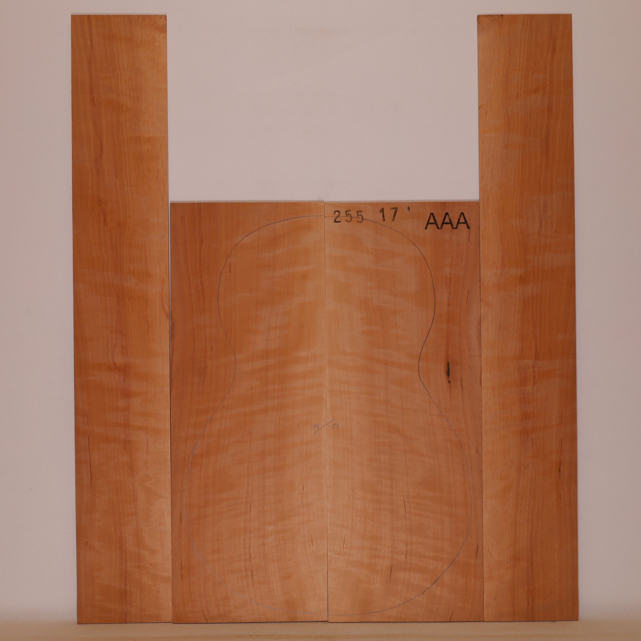 Pear Set (Back/Sides) for Ukulele AAA (no. 678)