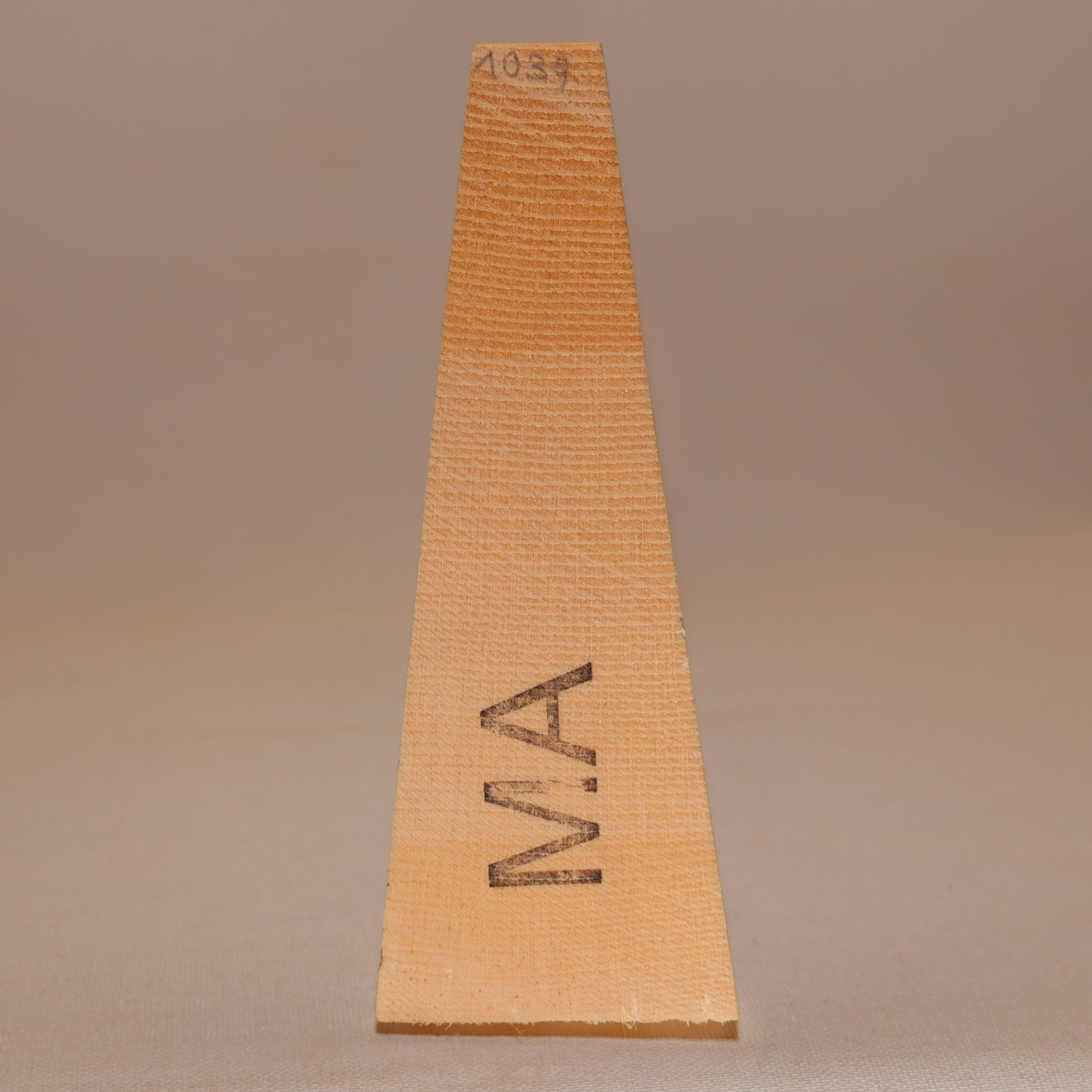 Spruce Top for Violin MA (no. 1034)