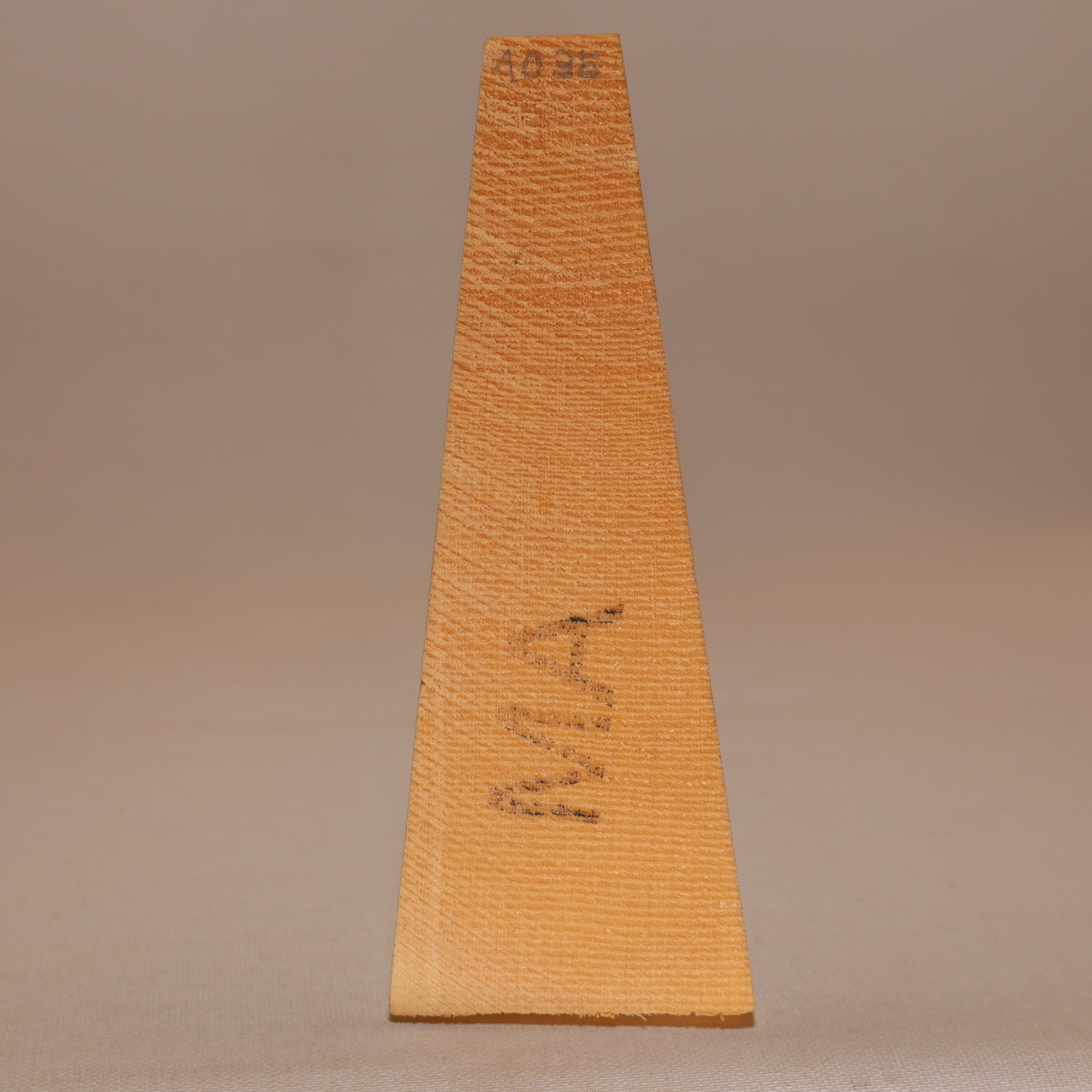 Spruce Top for Violin MA (no. 1035)