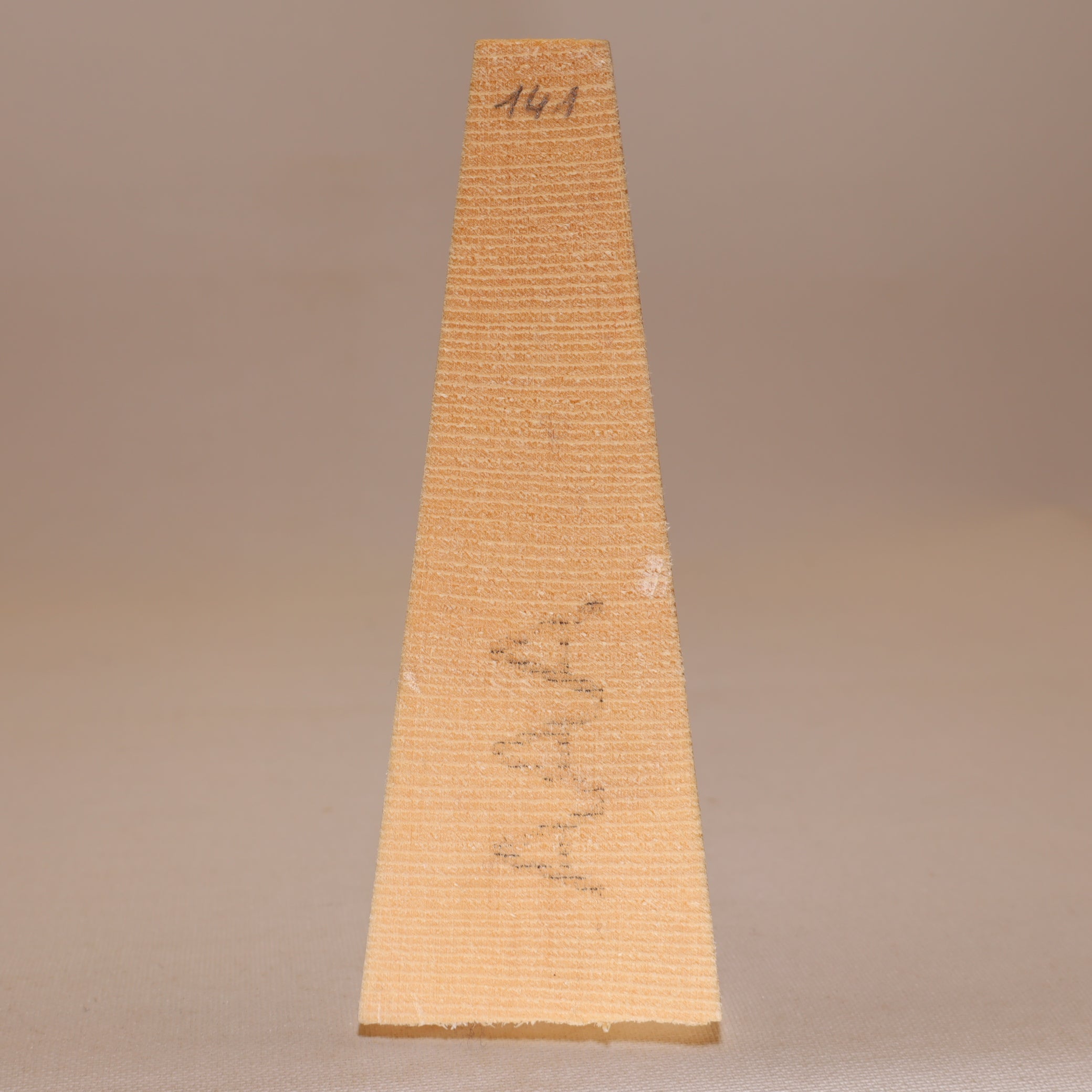 Spruce Top for Violin AAA (no. 141)