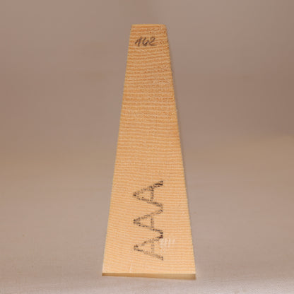 Spruce Top for Violin AAA (no. 142)