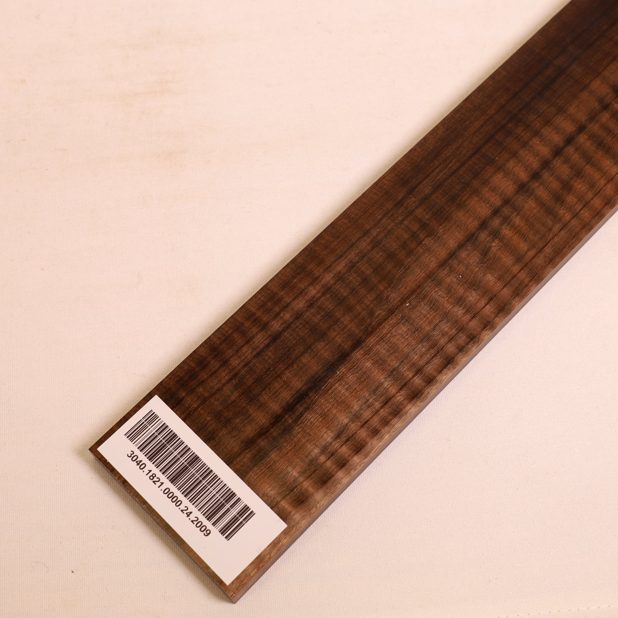 SONOWOOD Fingerboard Guitar, Walnut (no. 2009)
