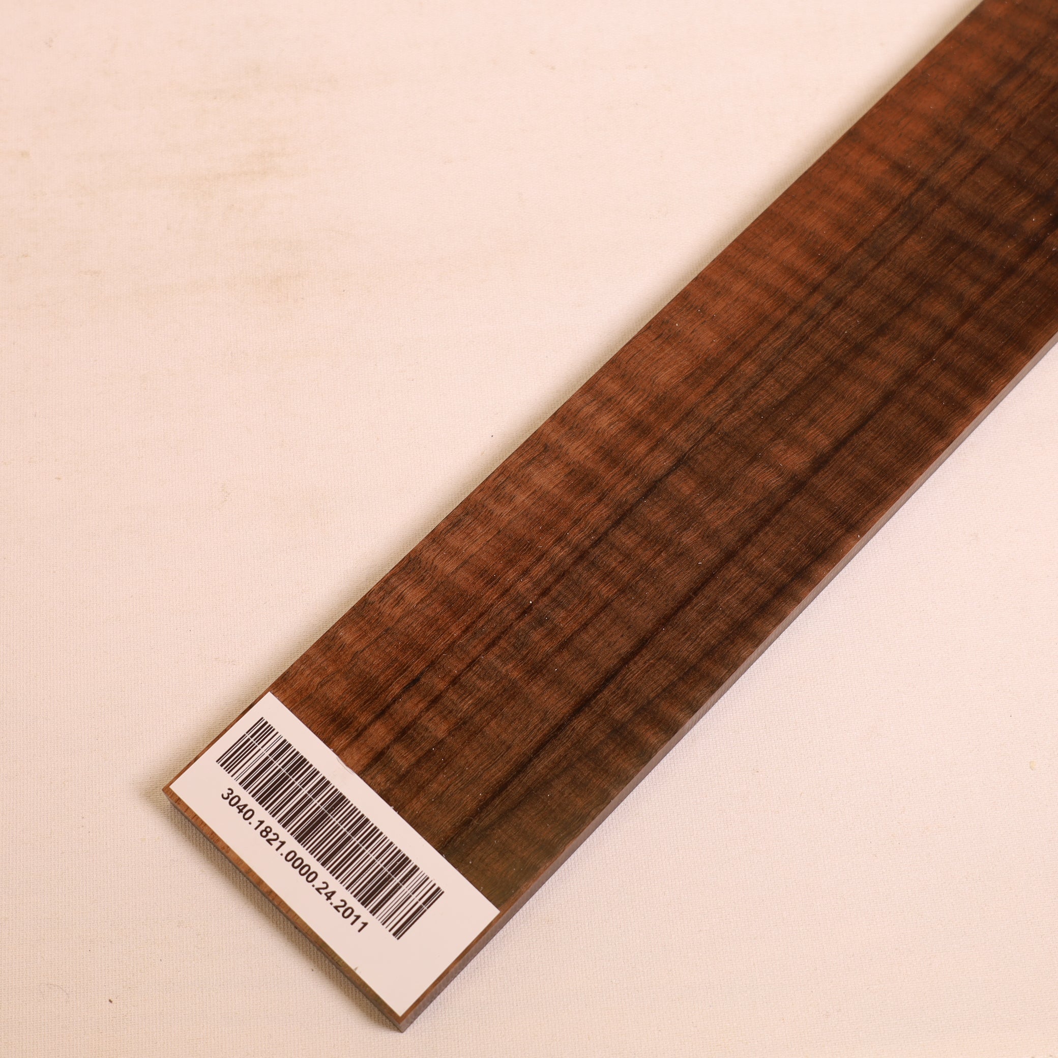 SONOWOOD Fingerboard Guitar, Walnut (no. 2011)