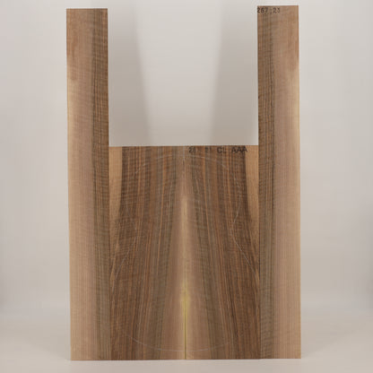 Walnut Set (Back/Sides) for Classical Guitar AAA (no. 2409)