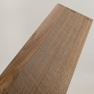 Walnut Set (Back/Sides) for Steel String Guitar AAA (no. 2439)