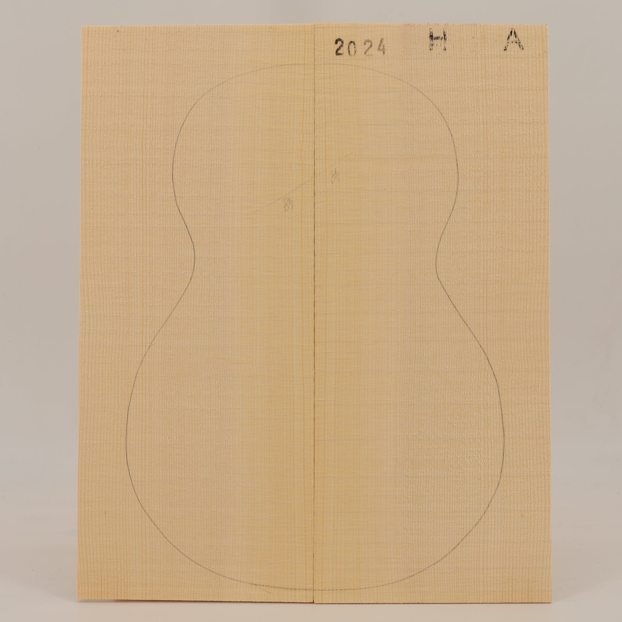 Spruce Top for Ukulele A (no. 2582)