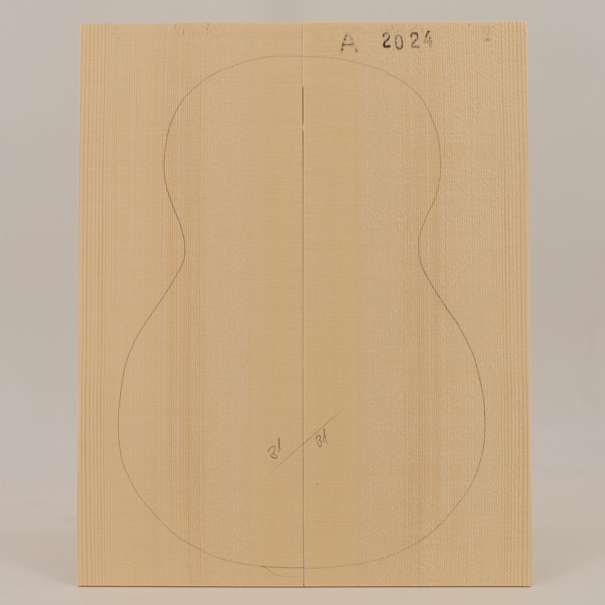 Spruce Top for Ukulele A (no. 2584)
