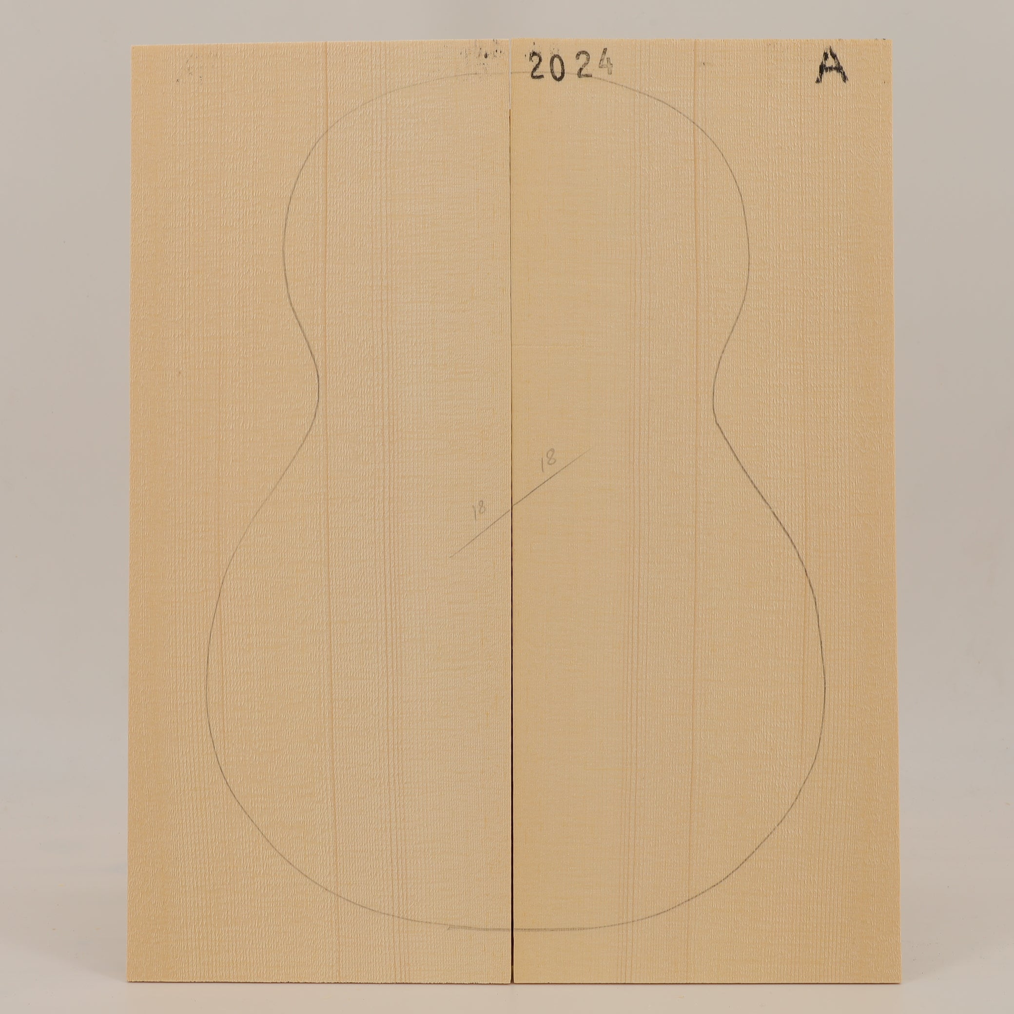 Spruce Top for Ukulele A (no. 2585)