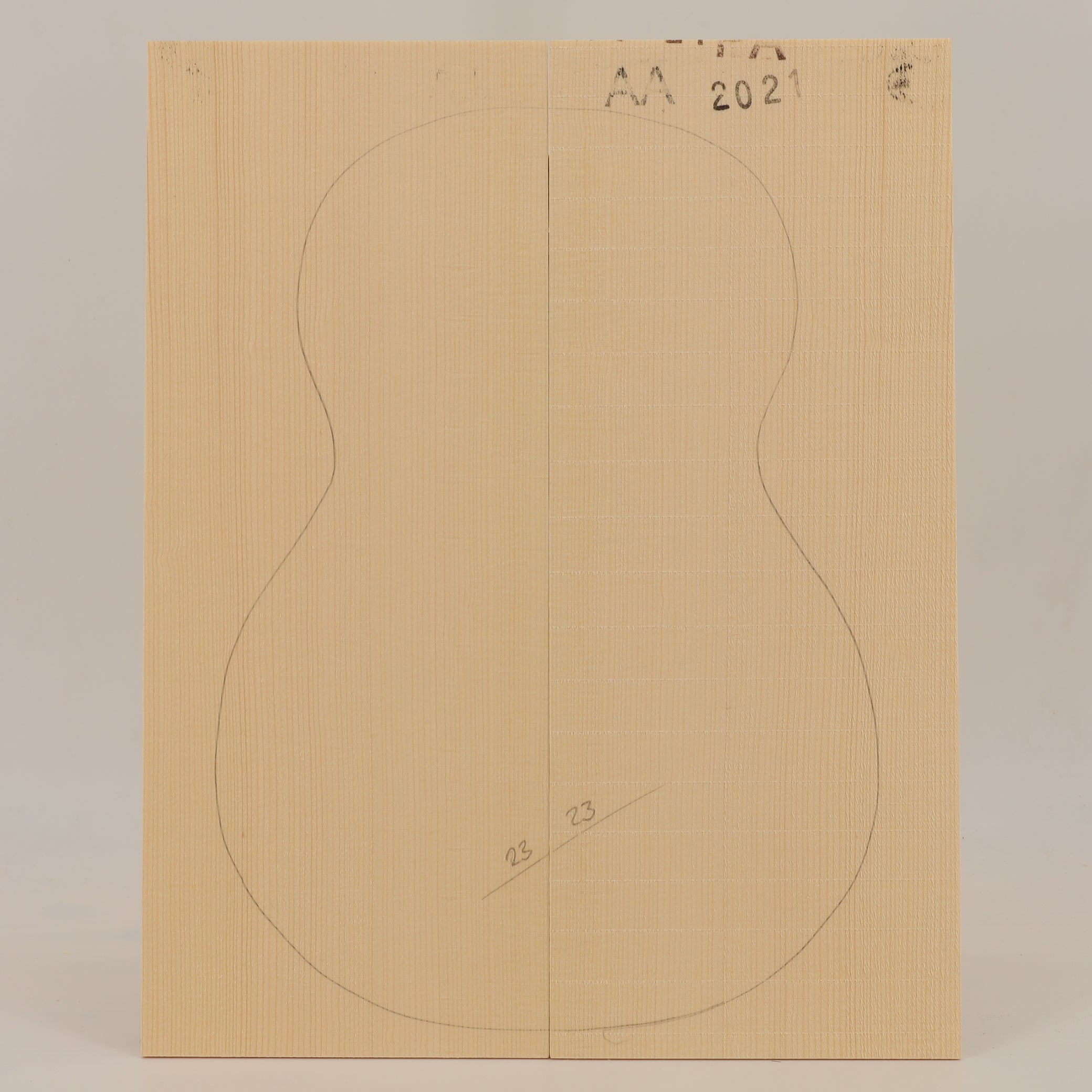 Spruce Top for Ukulele AA (no. 2592)