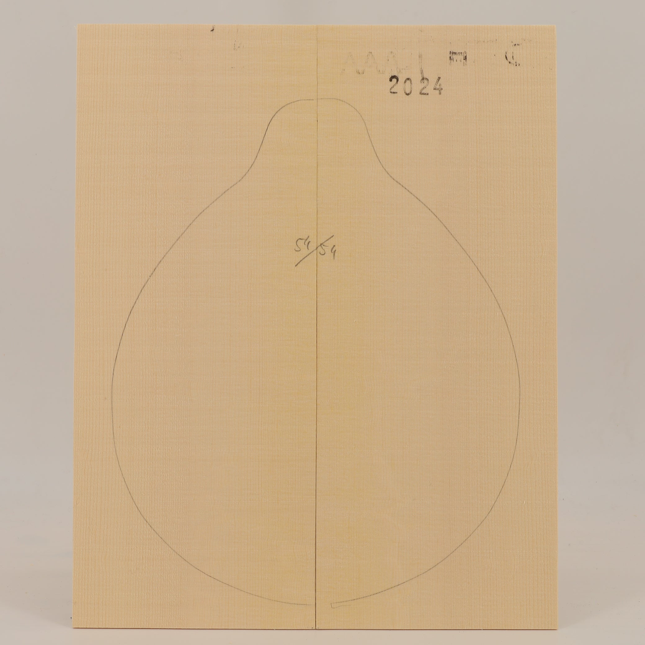 Spruce Top for Mandolin flat AAA (no. 2609)