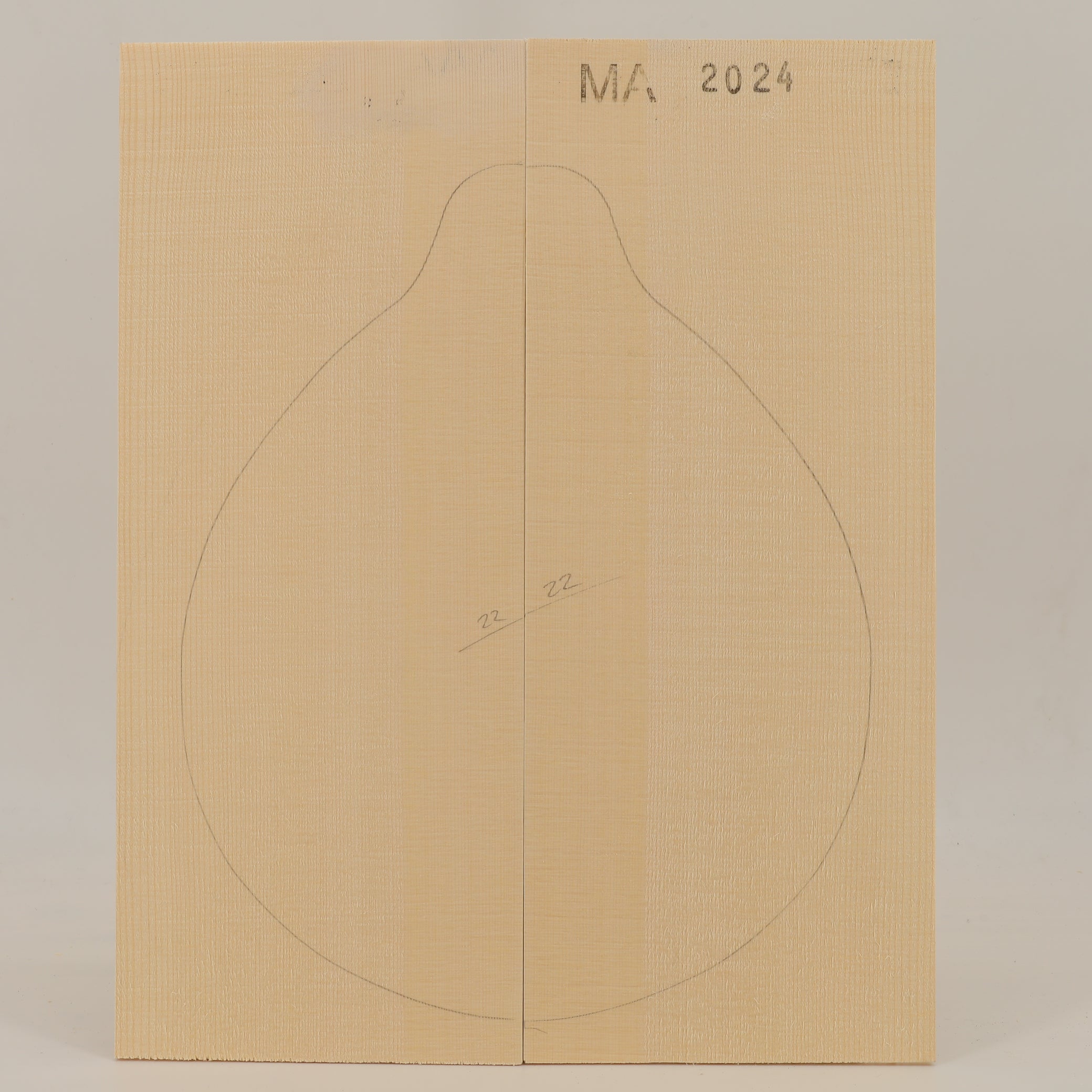 Spruce Top for Mandolin flat MA (no. 2617)