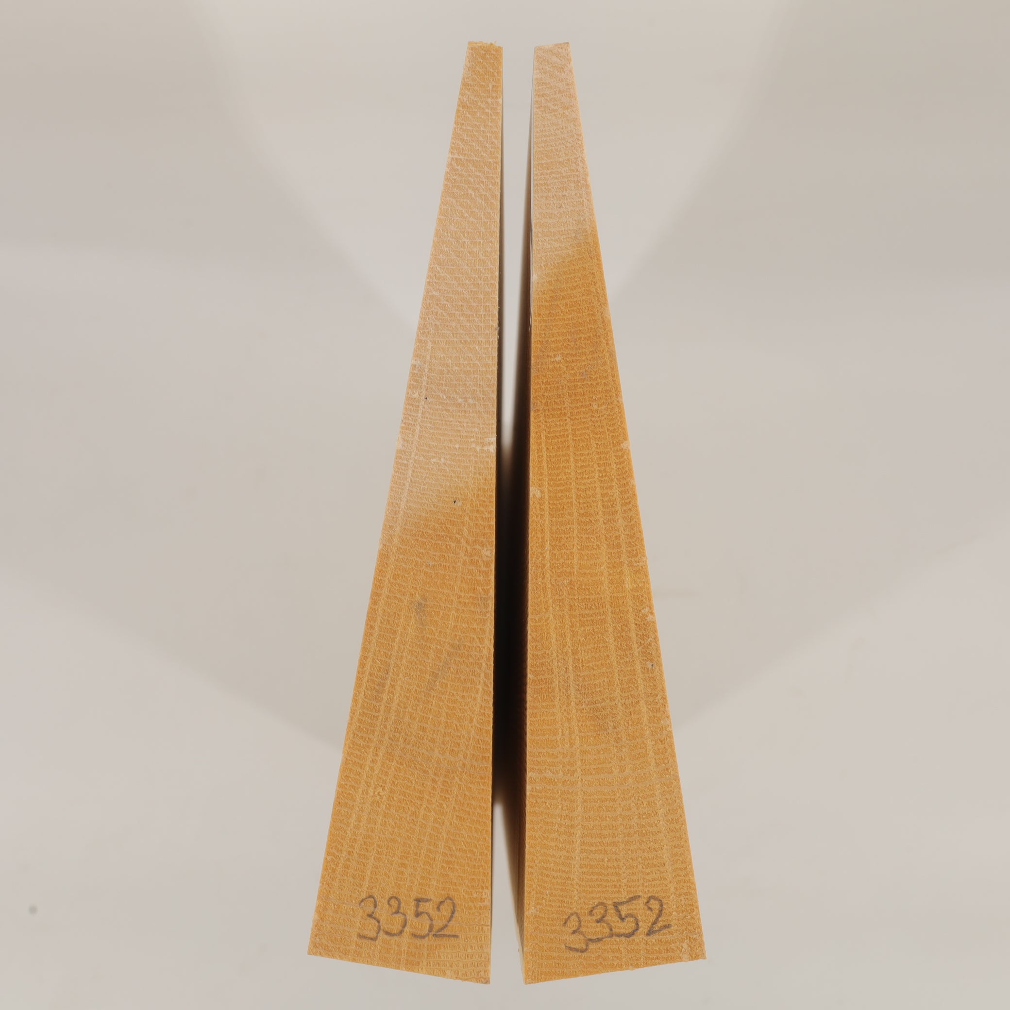 Spruce Top for Cello AAA (no. 3352)