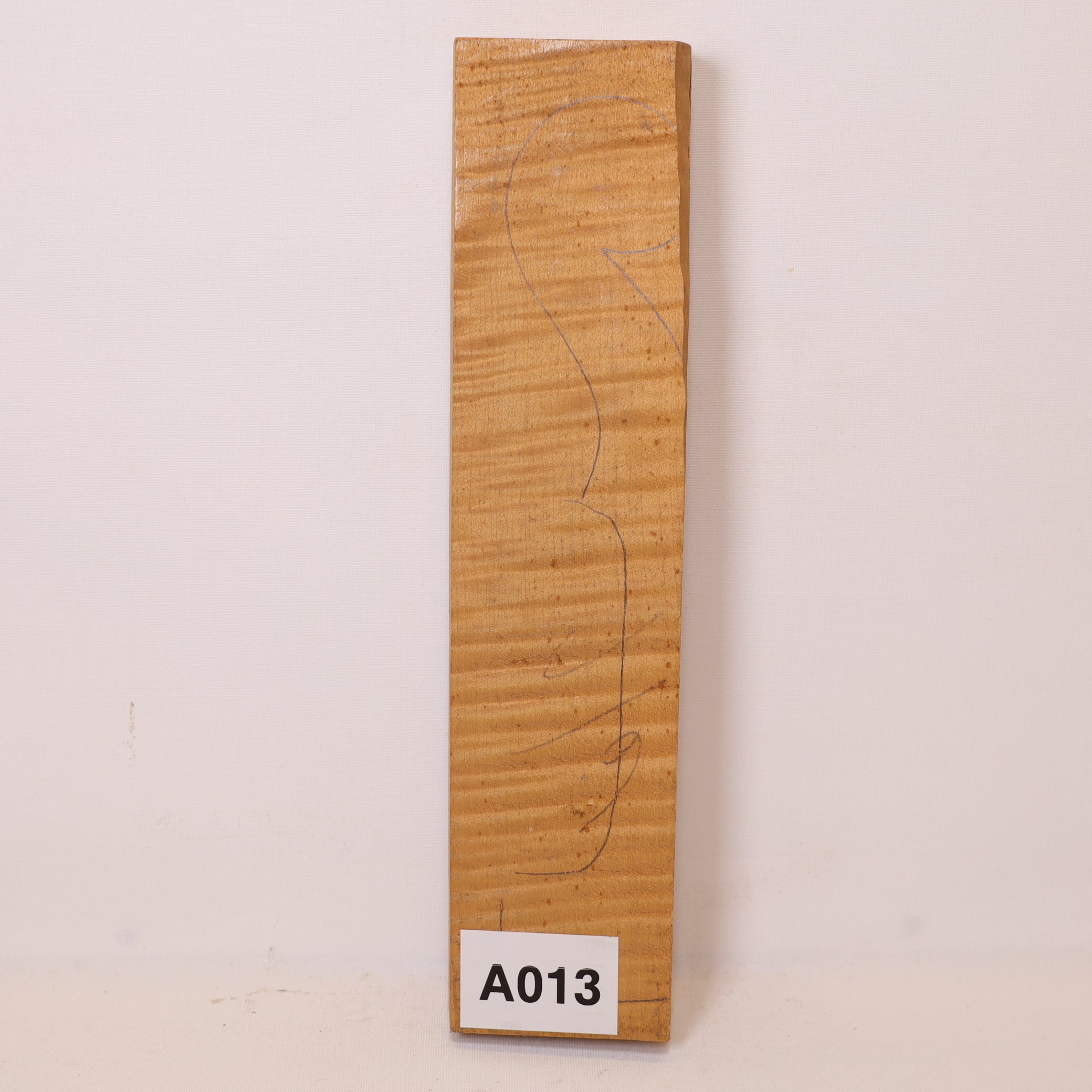 Maple Neck for Violin old (no. A013)
